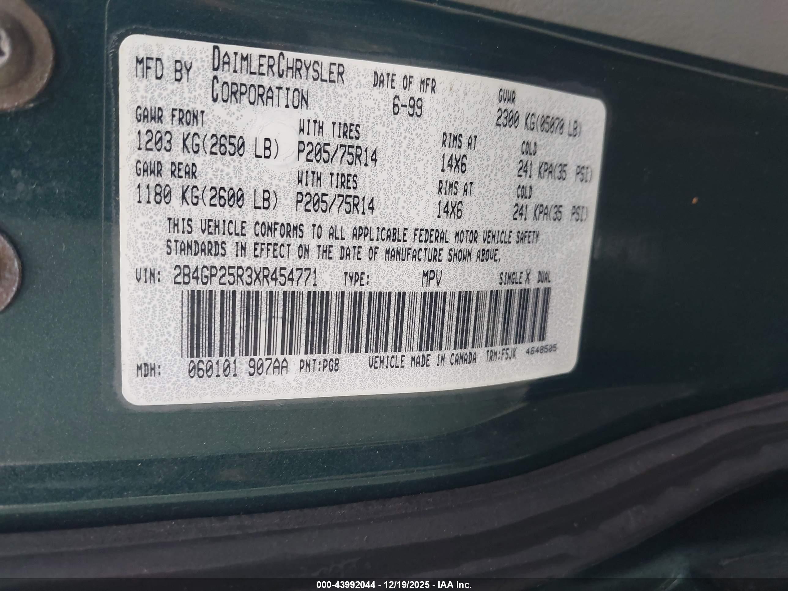 DODGE CARAVAN image 9