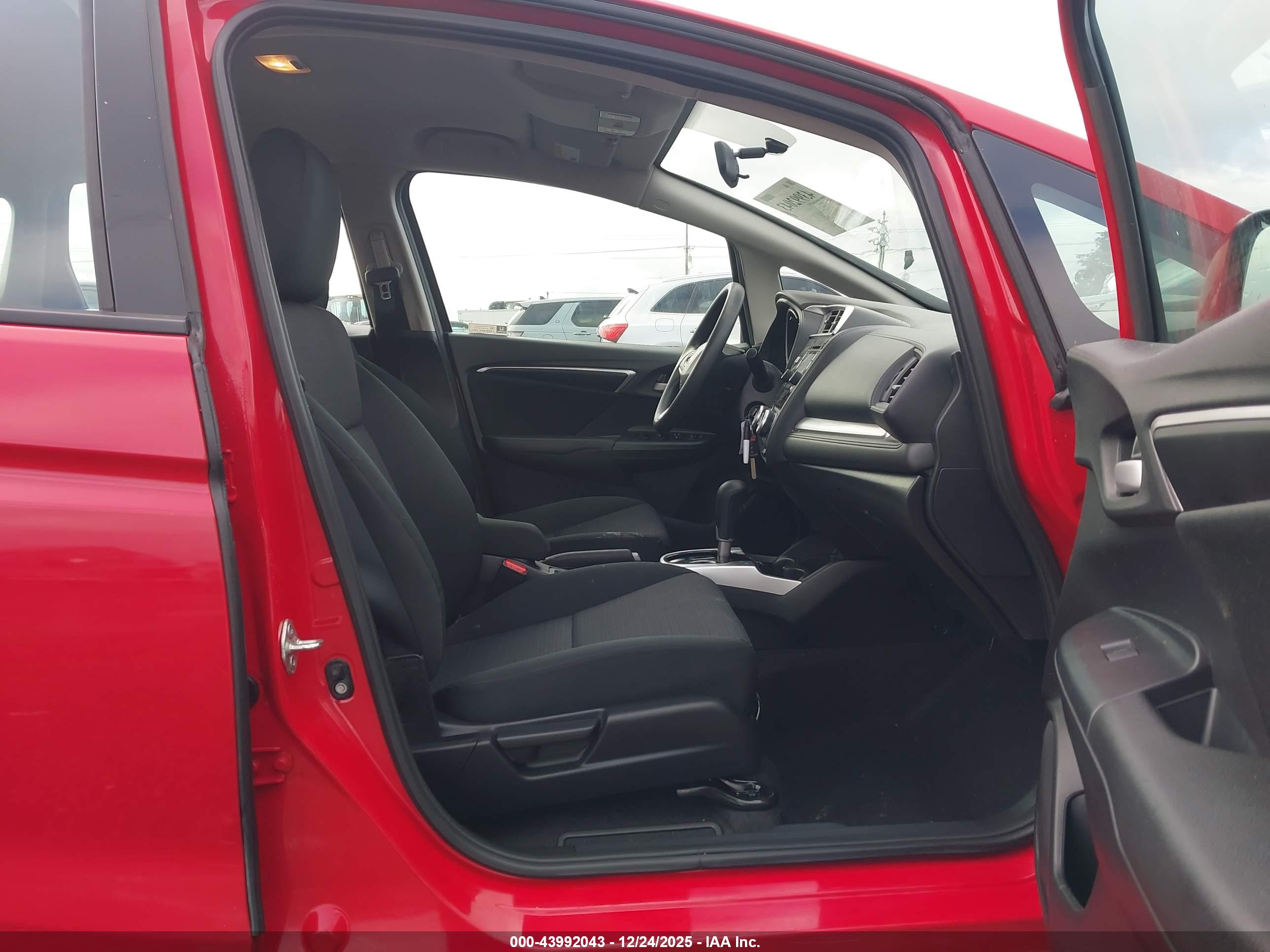HONDA FIT image 5