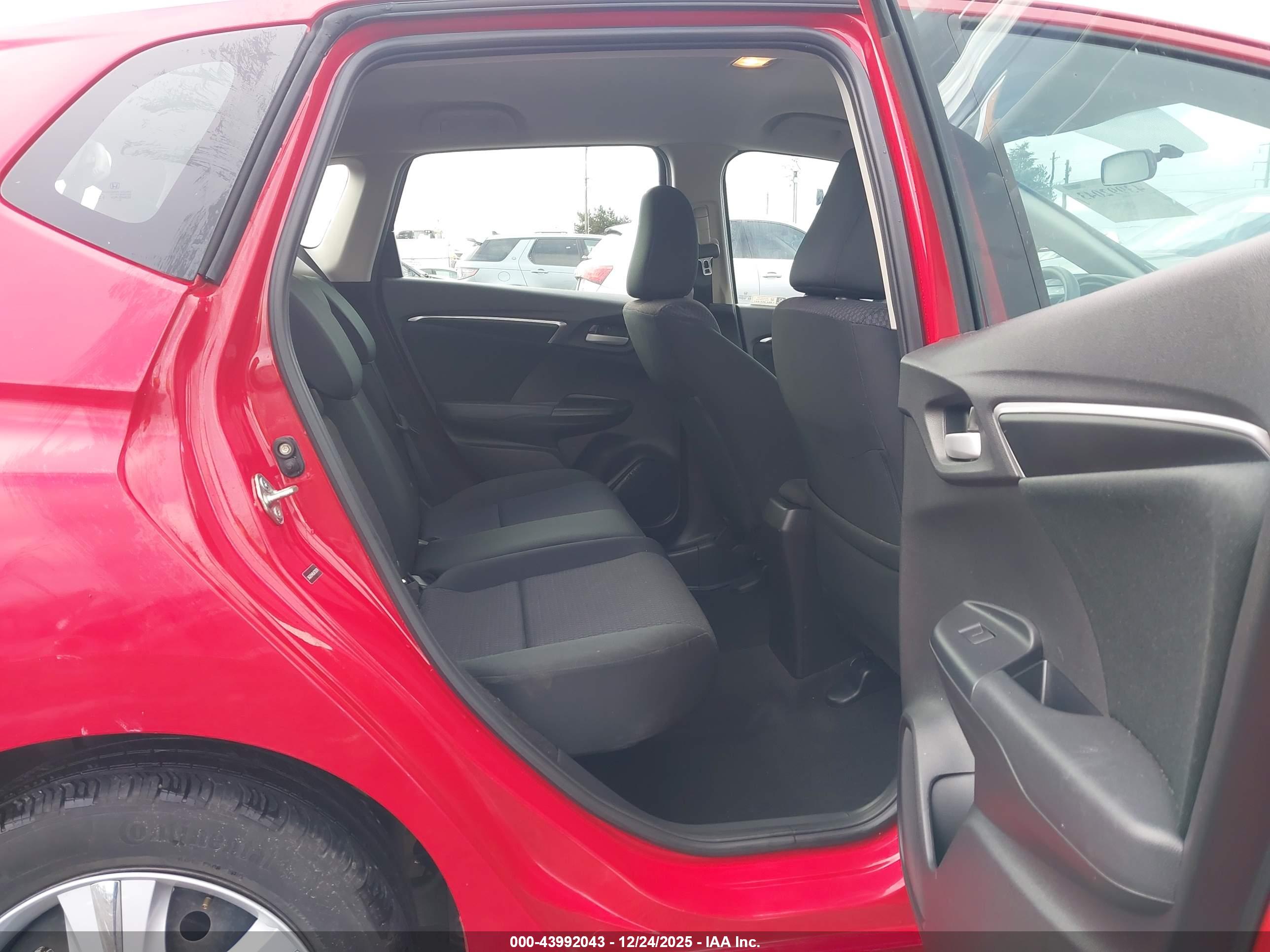 HONDA FIT image 8