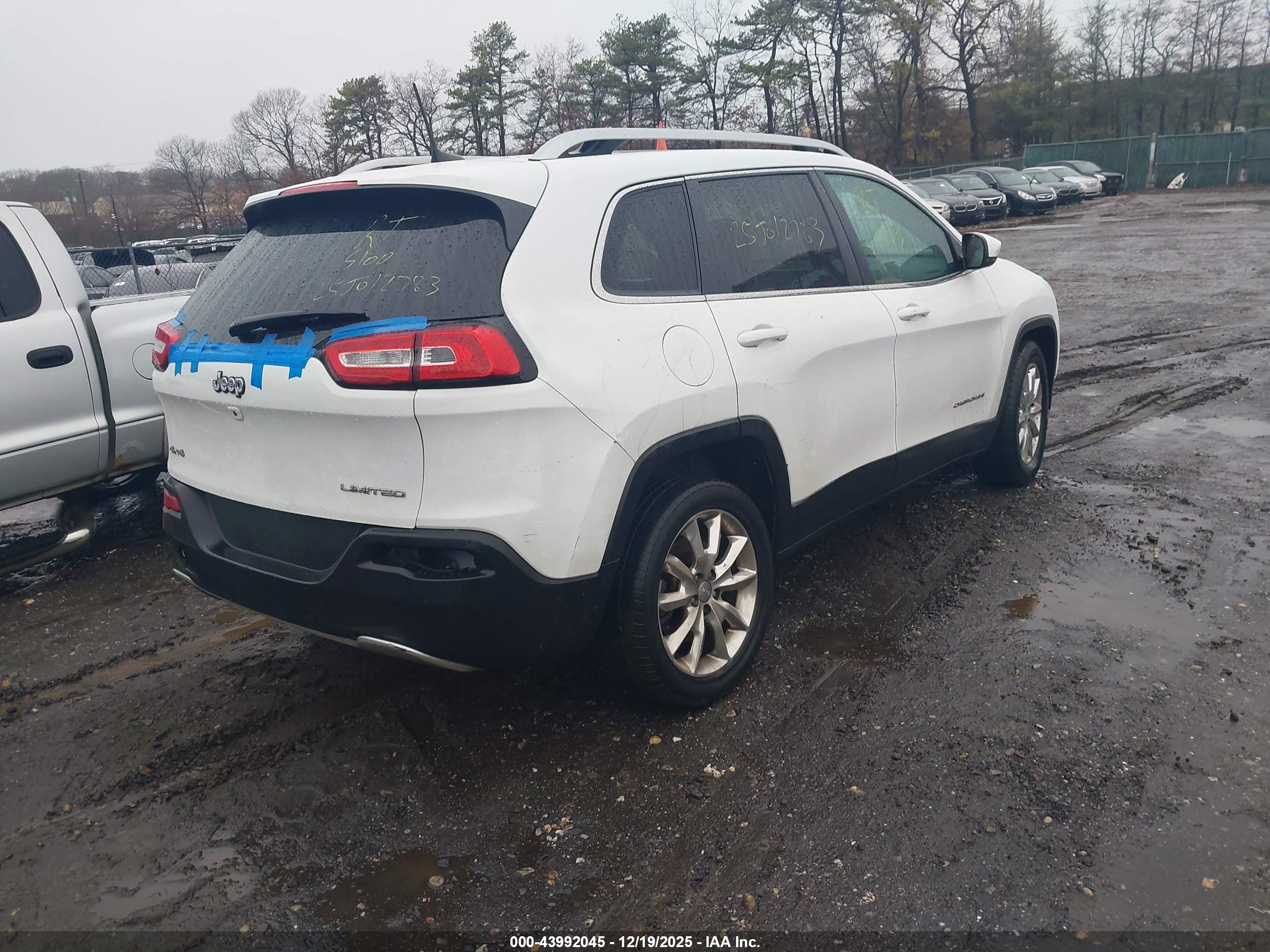 JEEP CHEROKEE image 4