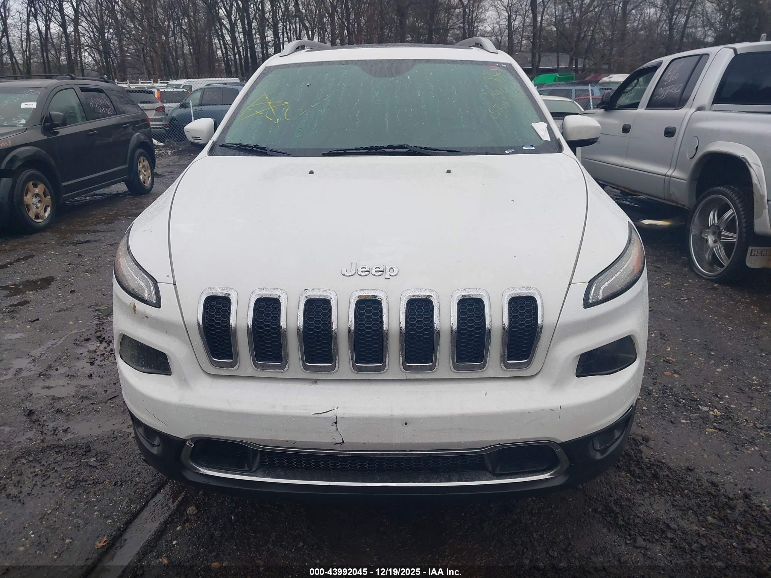 JEEP CHEROKEE image 6