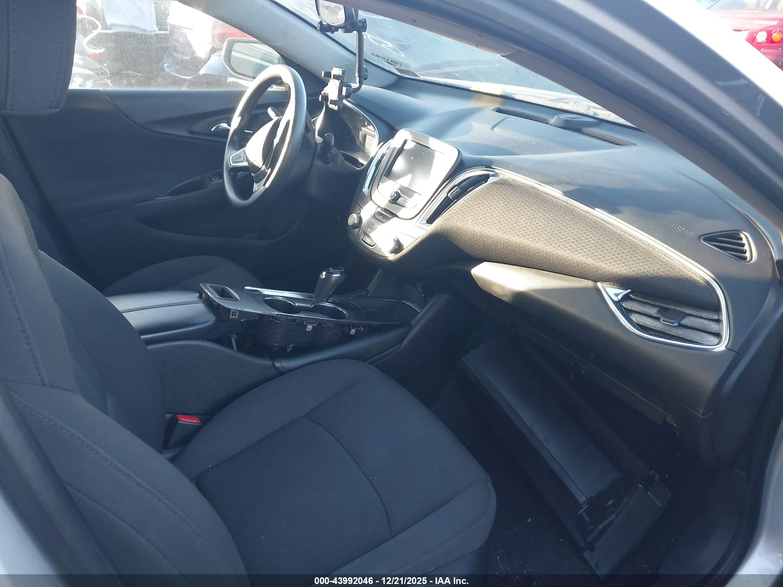 CHEVROLET MALIBU image 5