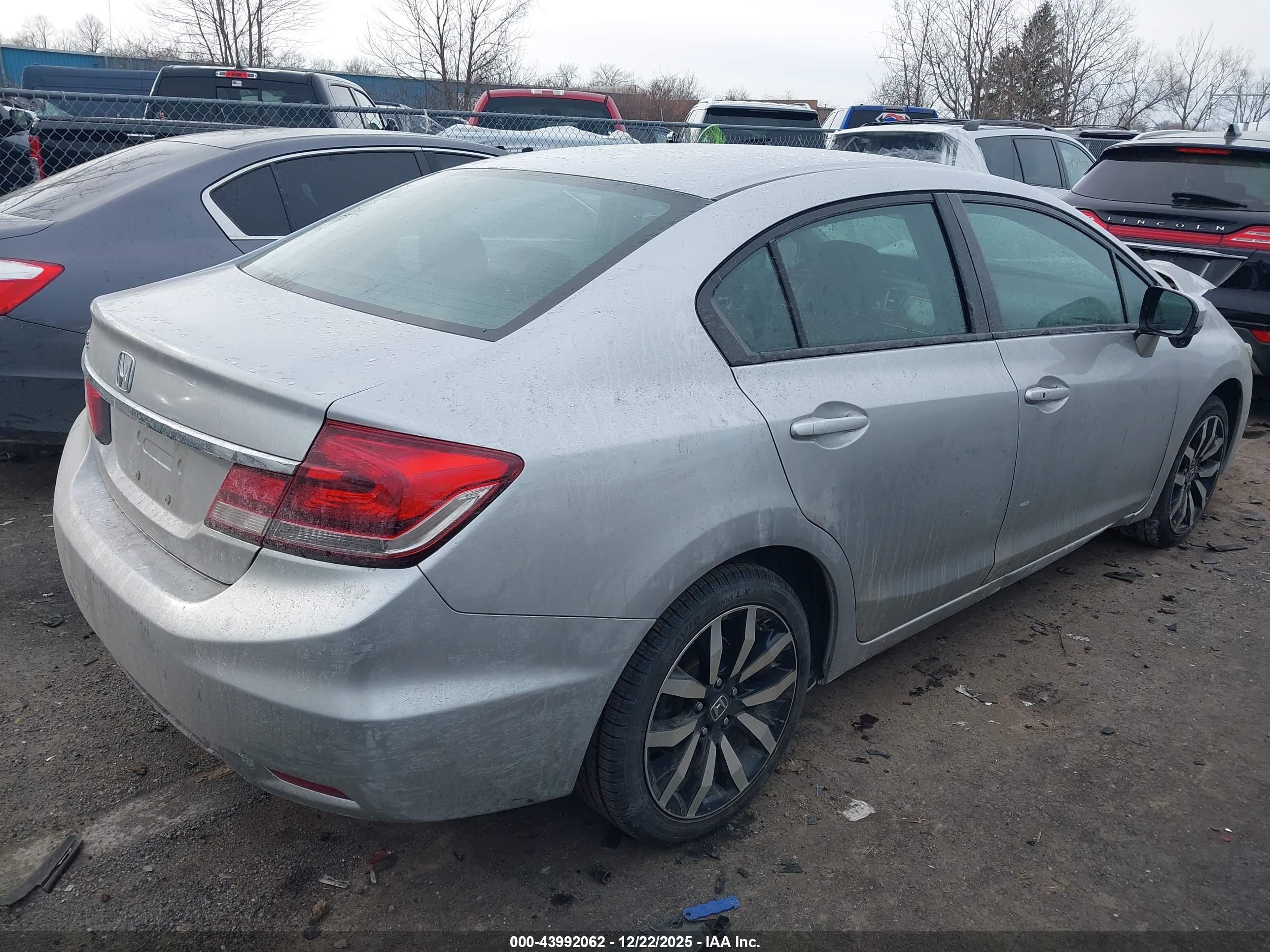 HONDA CIVIC image 4