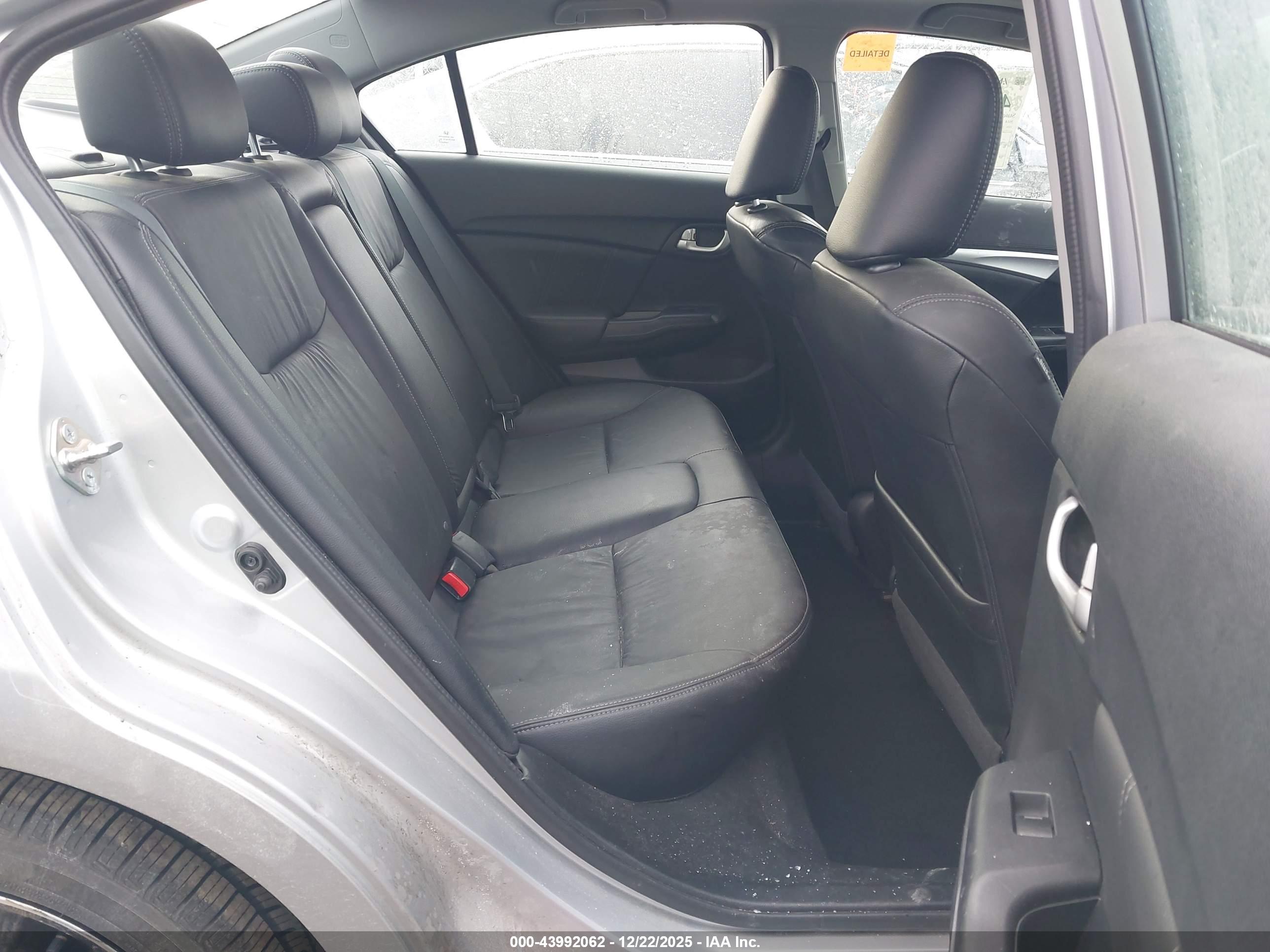 HONDA CIVIC image 8