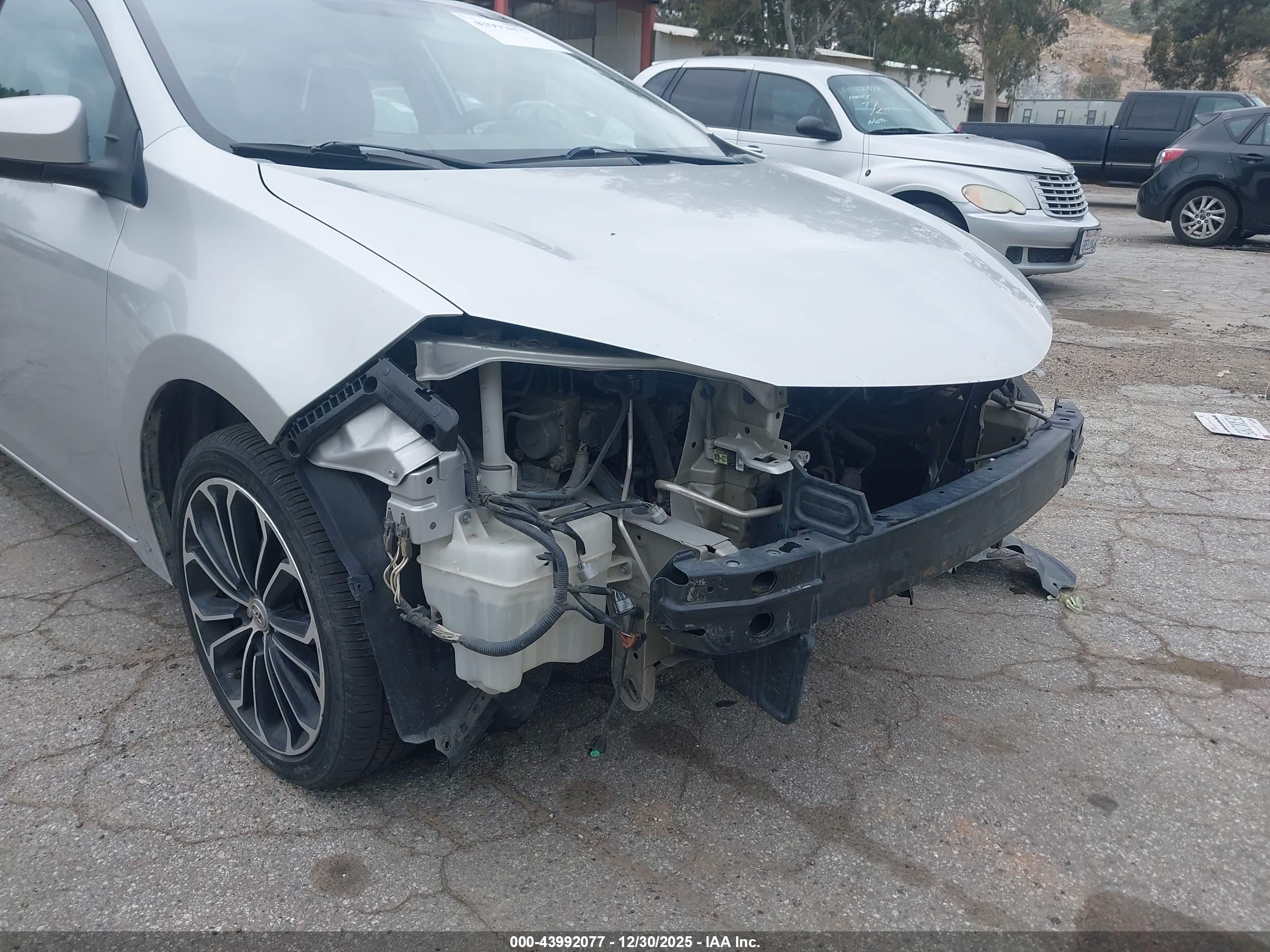 TOYOTA COROLLA image 6