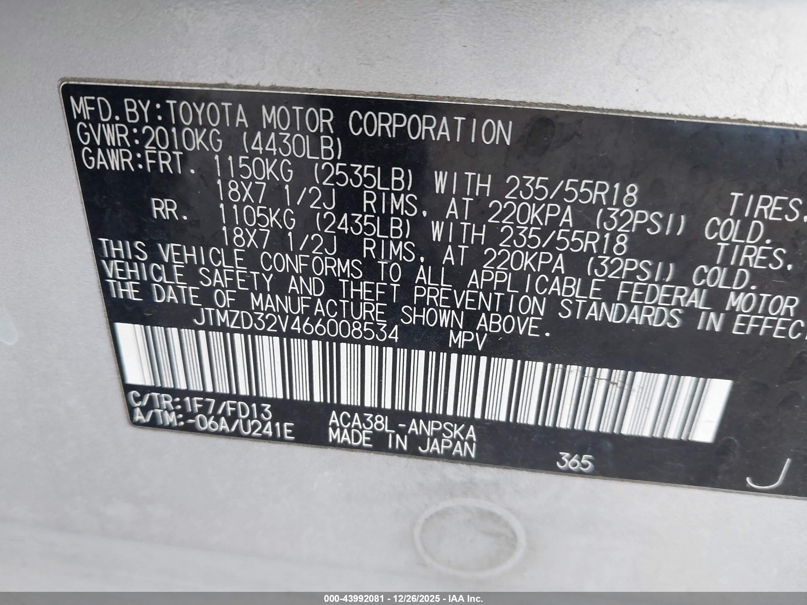 TOYOTA RAV4 image 9
