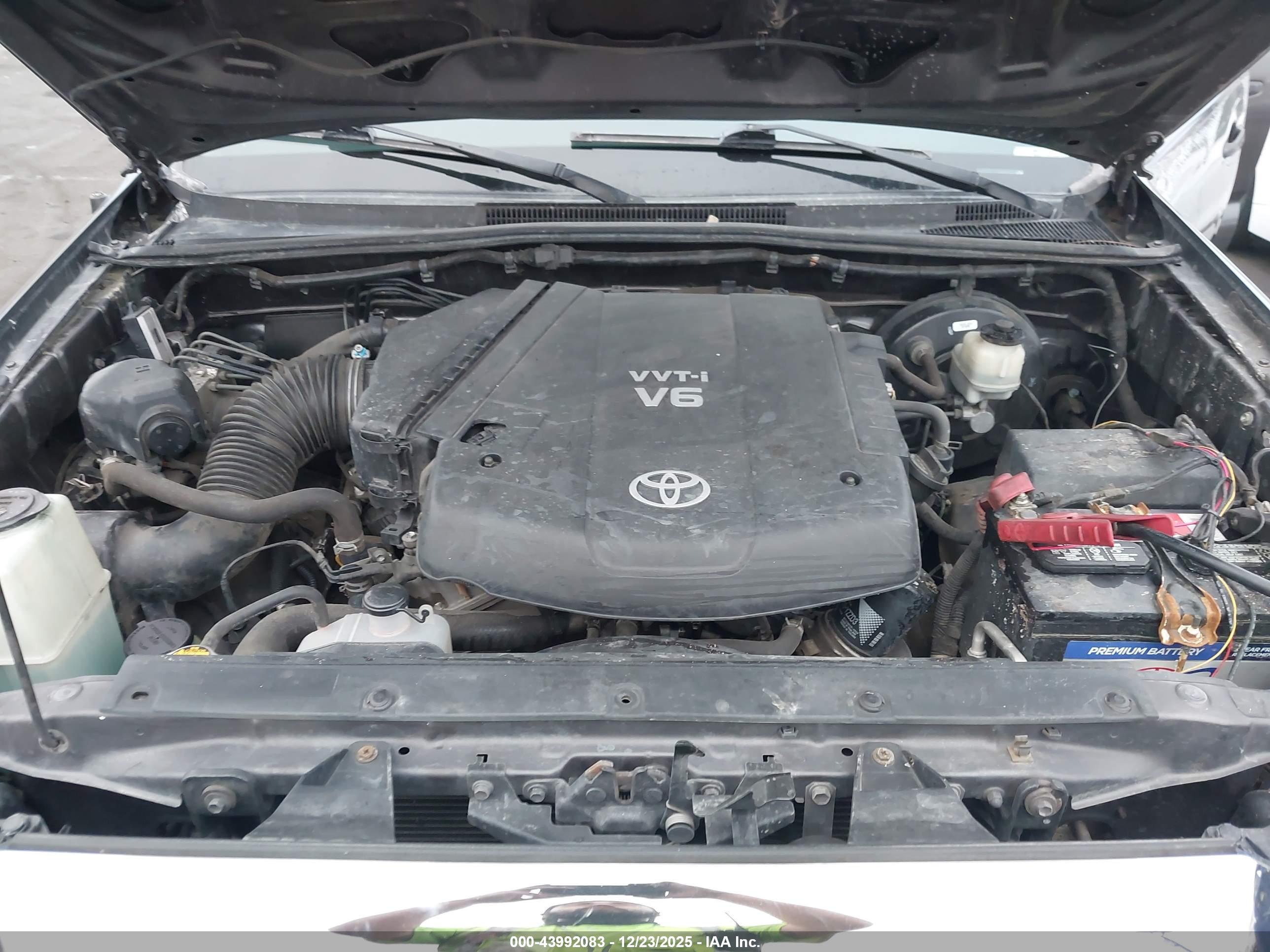 TOYOTA TACOMA image 10