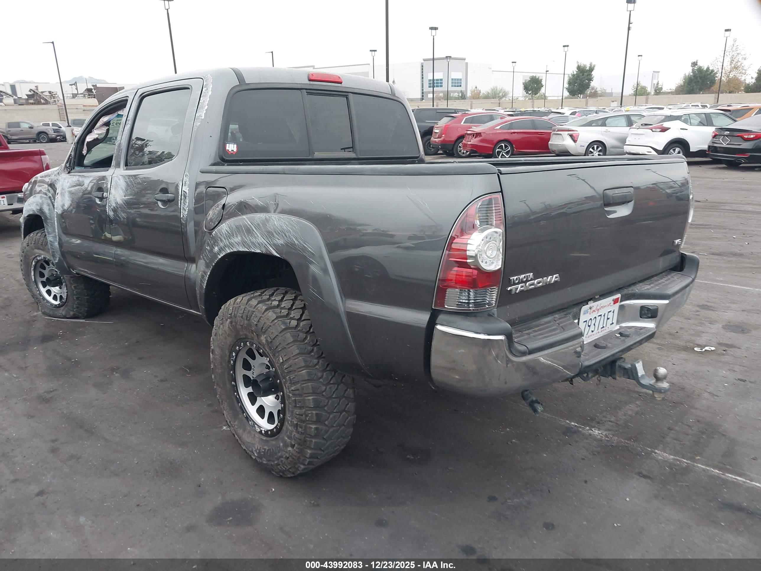 TOYOTA TACOMA image 3