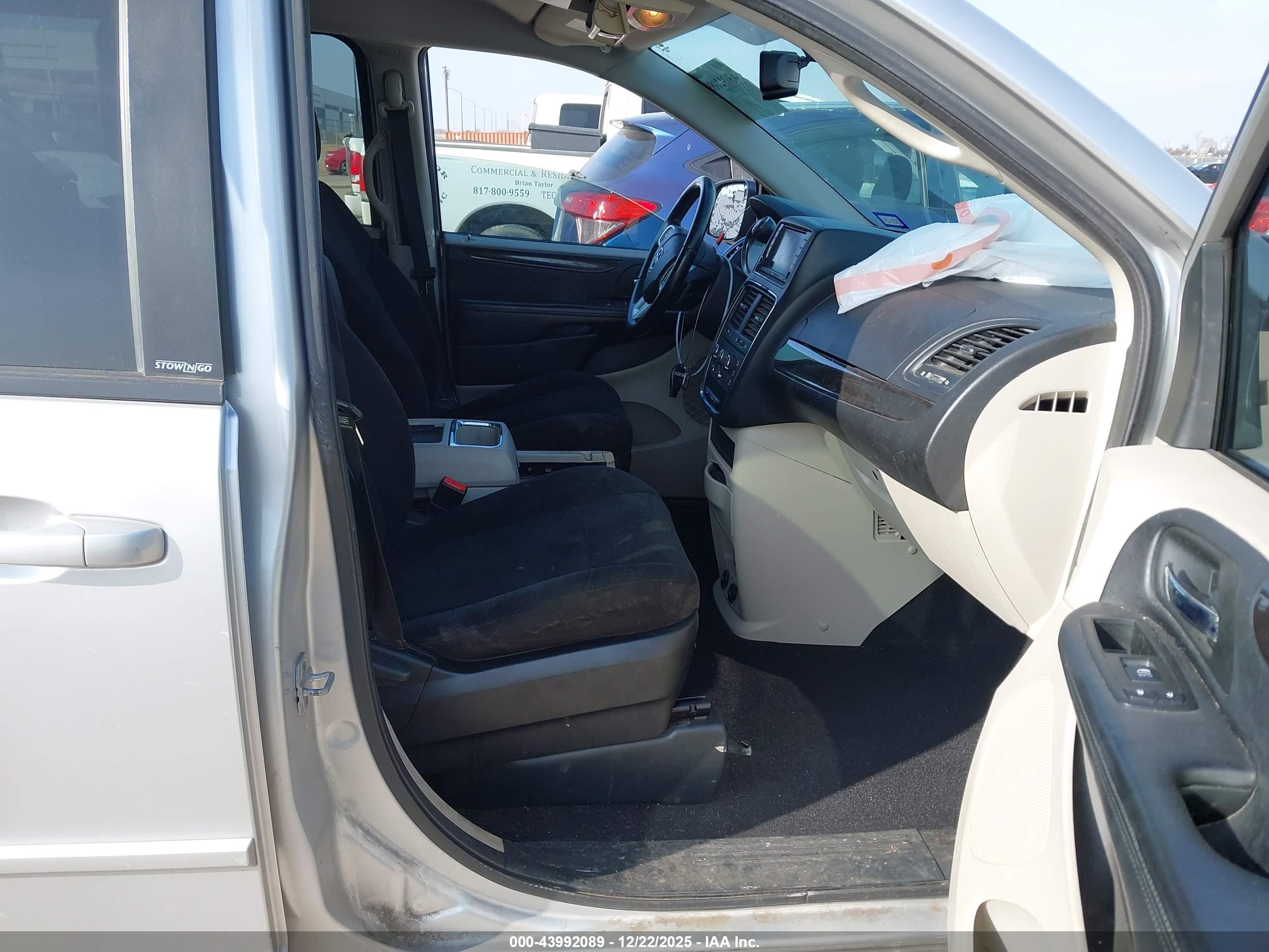 DODGE GRAND image 5