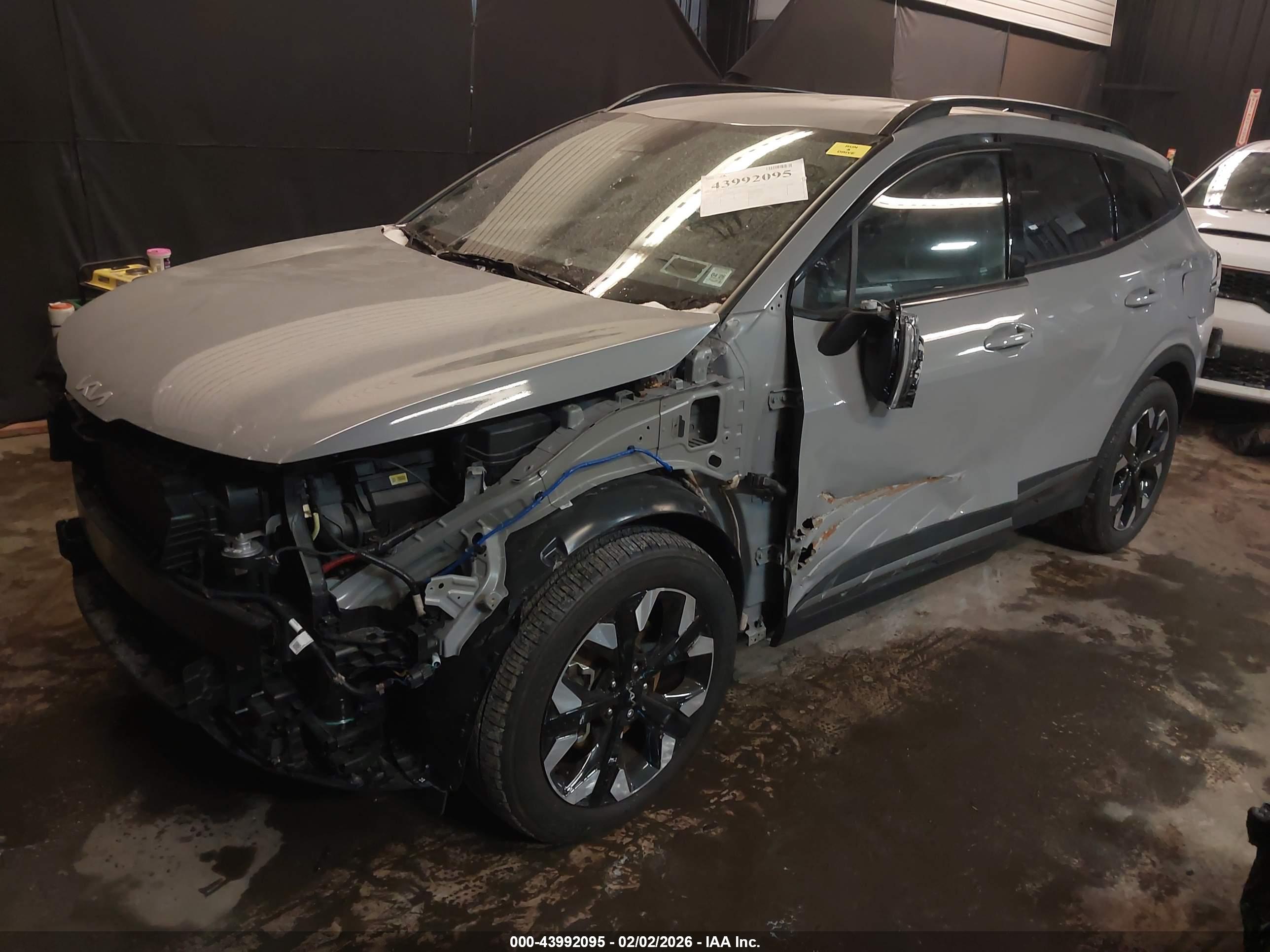 KIA SPORTAGE image 2