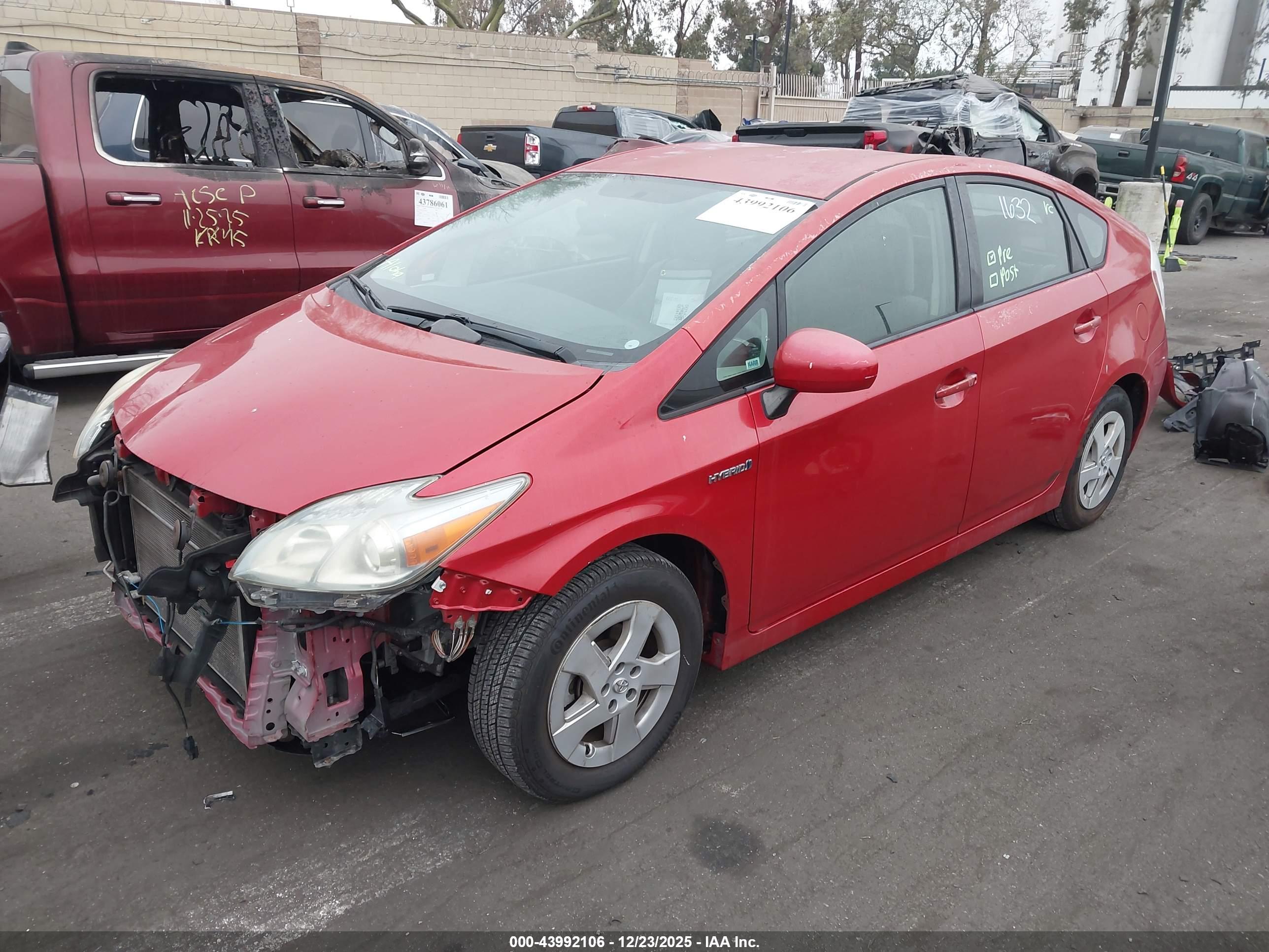 TOYOTA PRIUS image 2