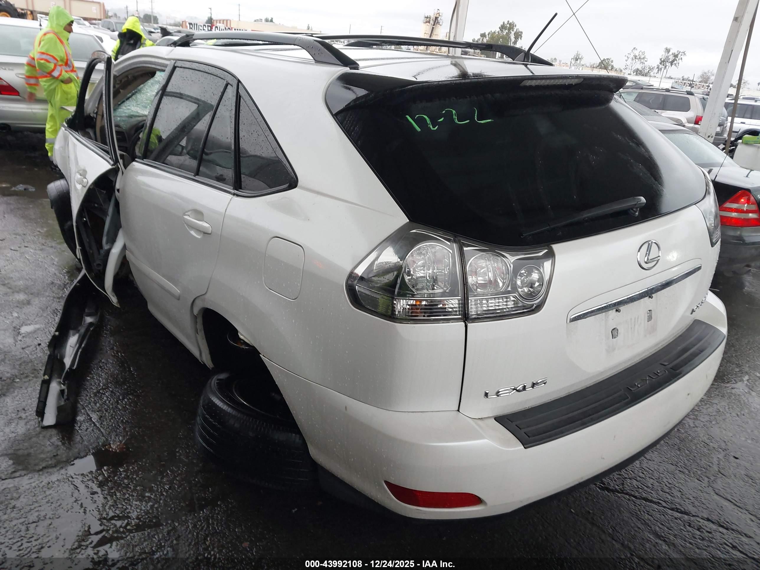 LEXUS RX image 3