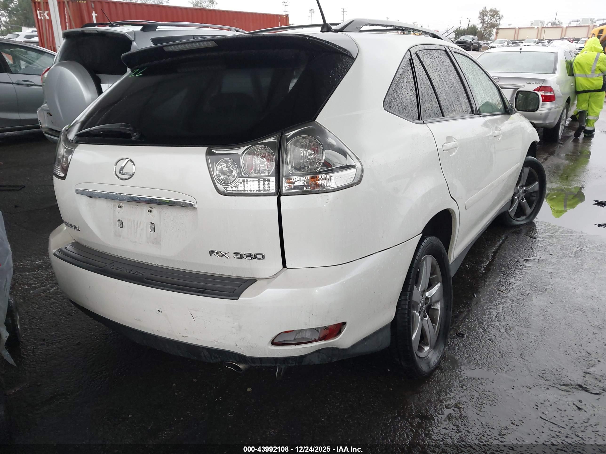 LEXUS RX image 4
