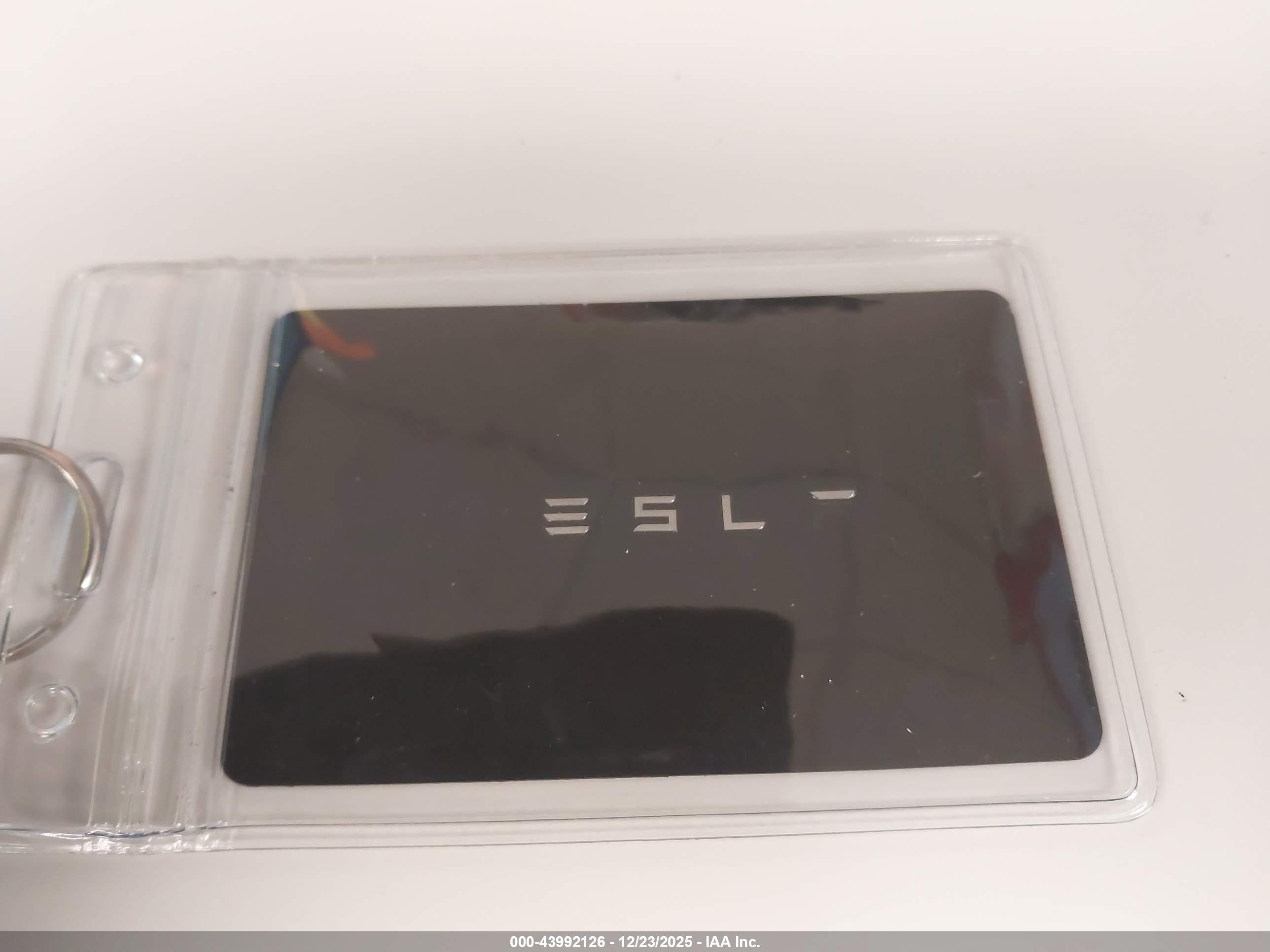 TESLA MODEL image 11