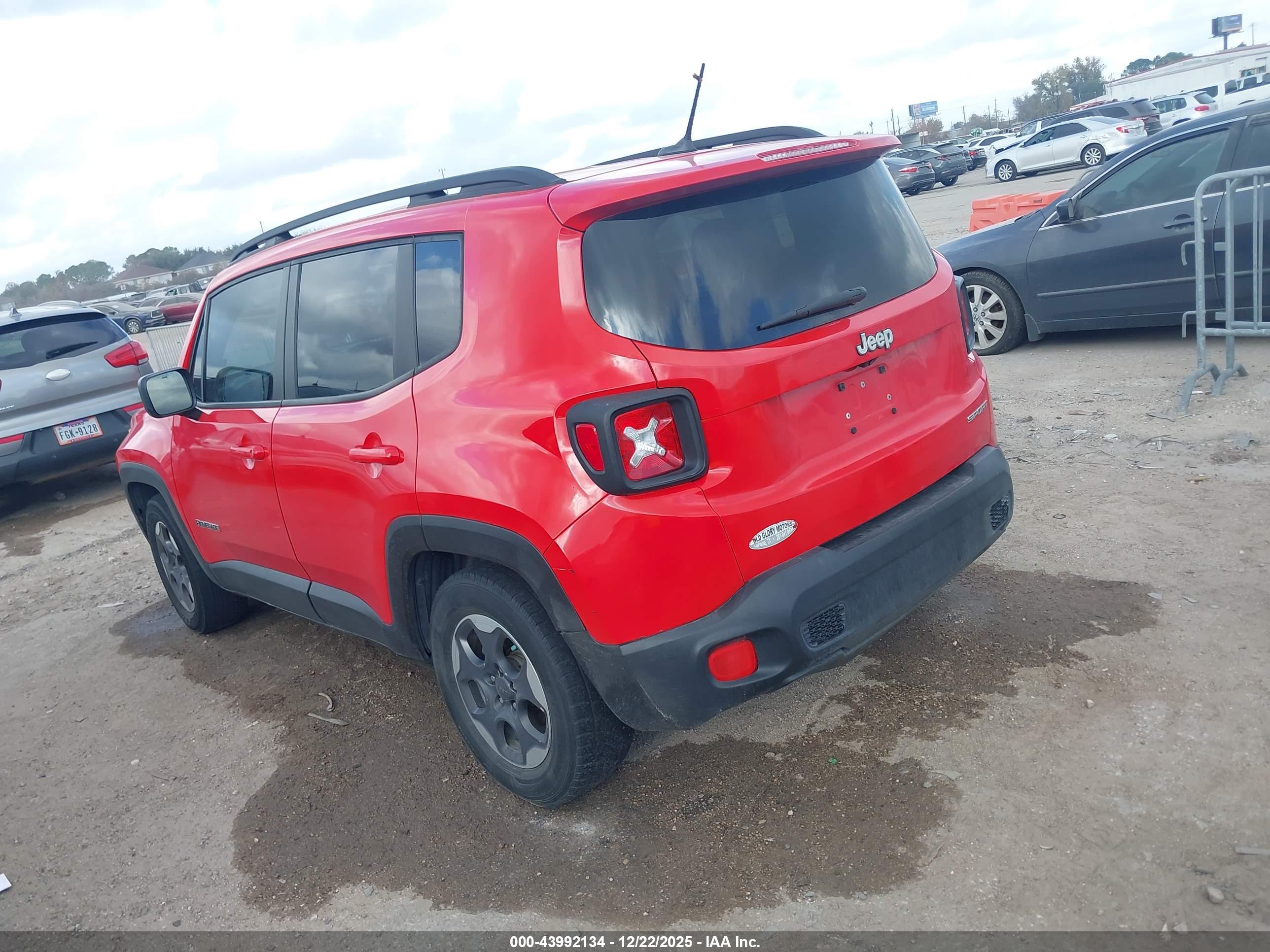 JEEP RENEGADE image 3