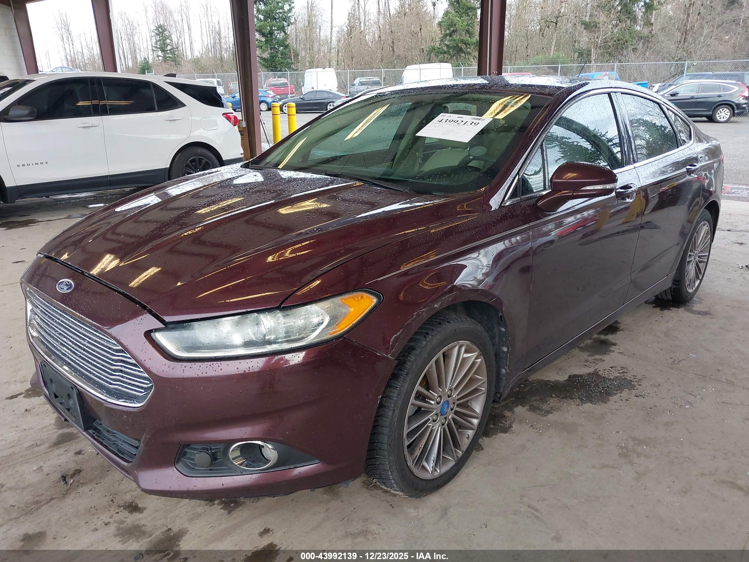FORD FUSION image 2