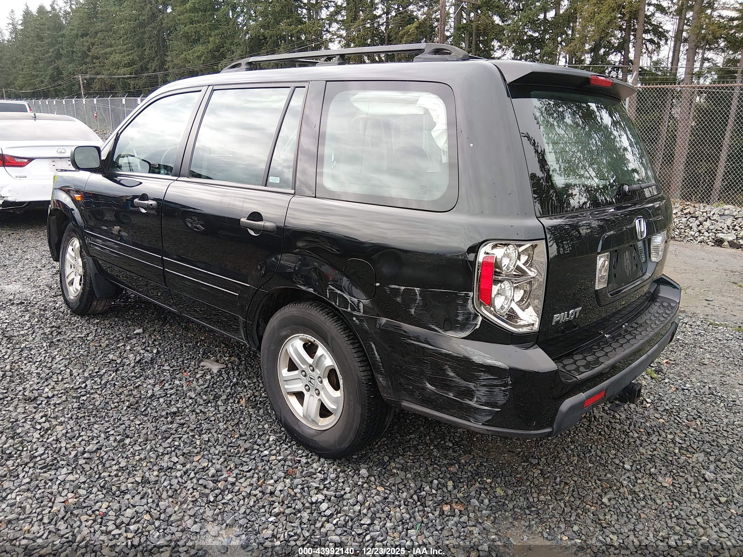 HONDA PILOT image 3