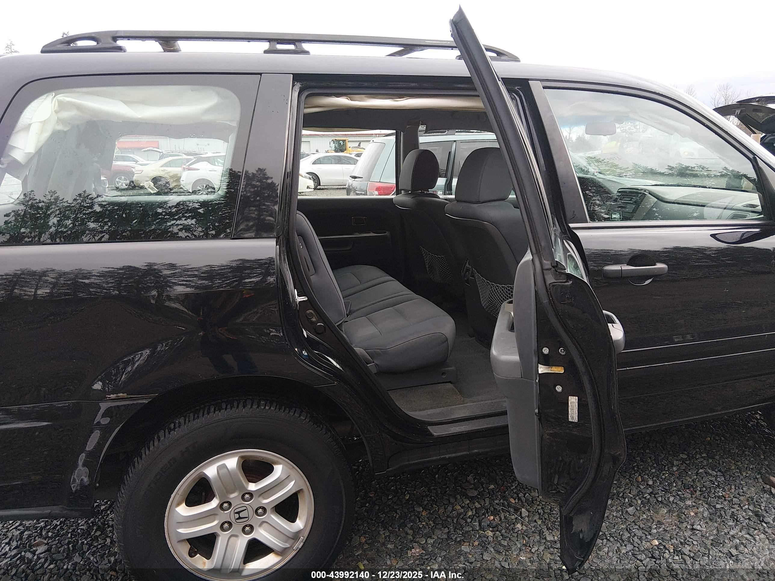 HONDA PILOT image 8