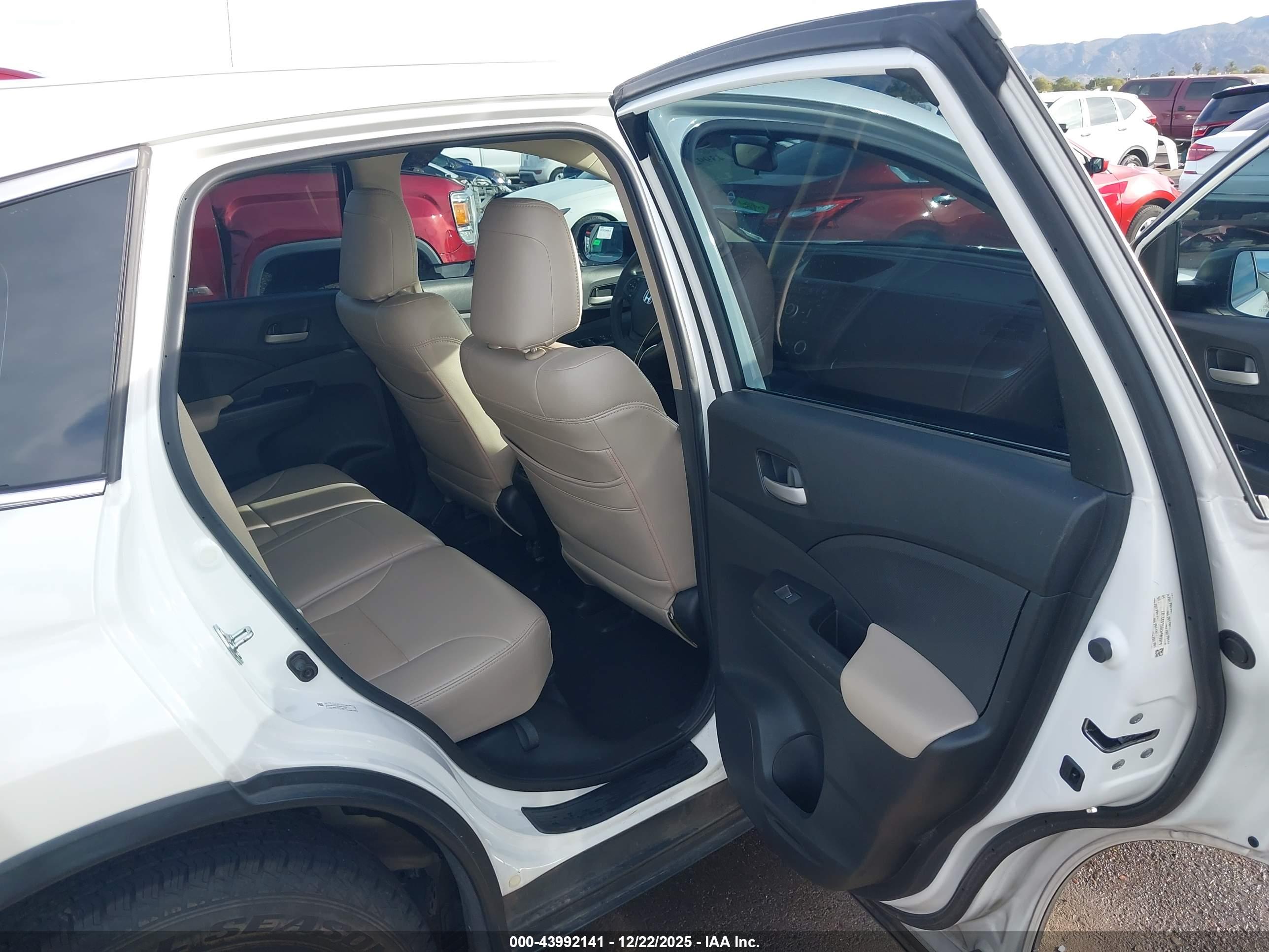 HONDA CR-V image 8