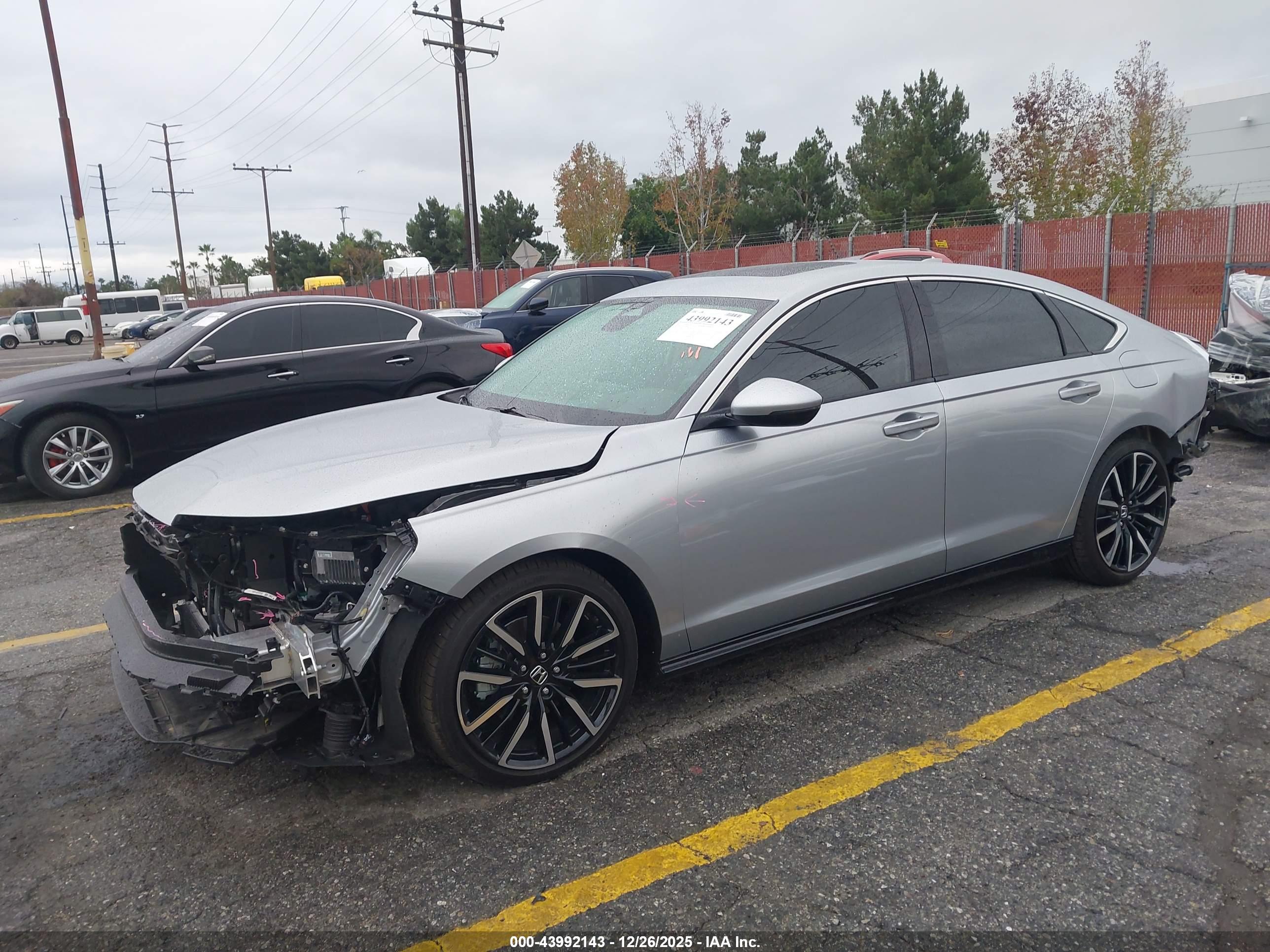 HONDA ACCORD image 2