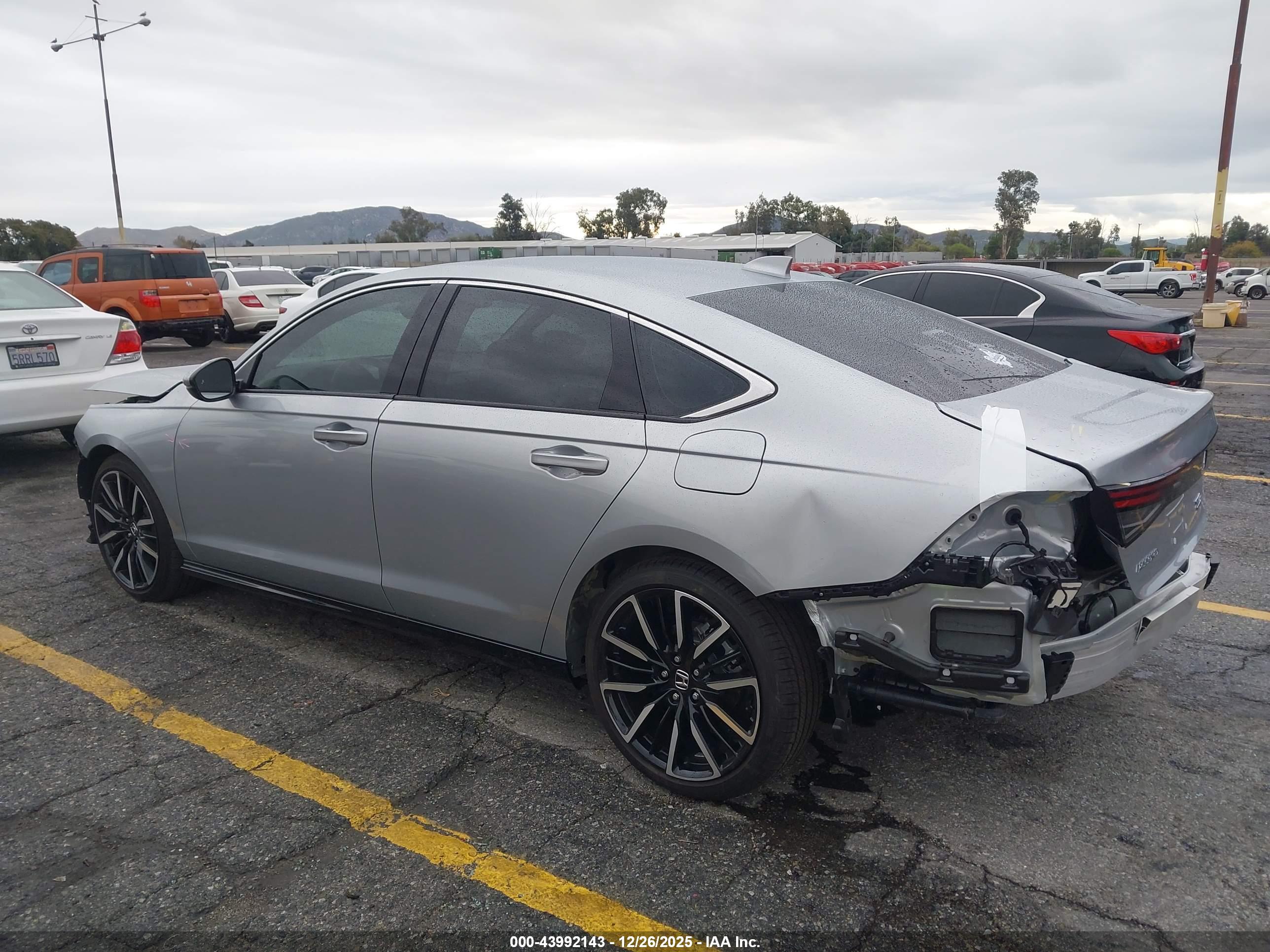 HONDA ACCORD image 3