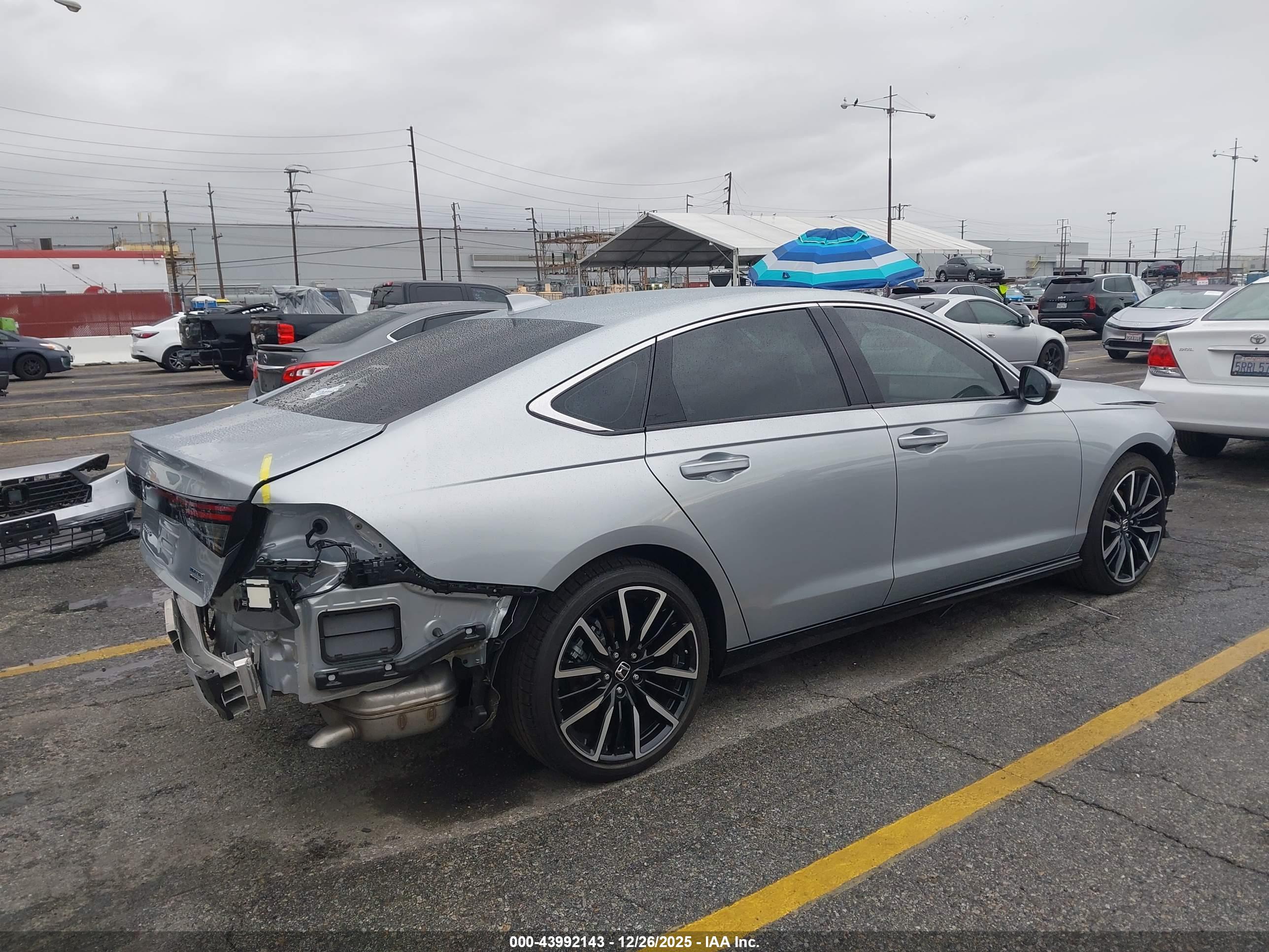 HONDA ACCORD image 4
