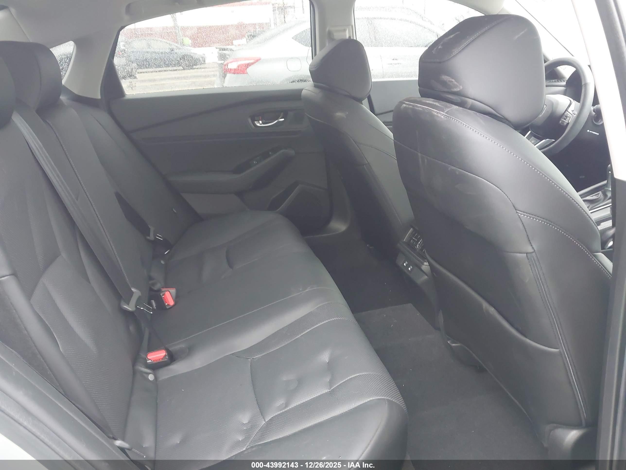 HONDA ACCORD image 8