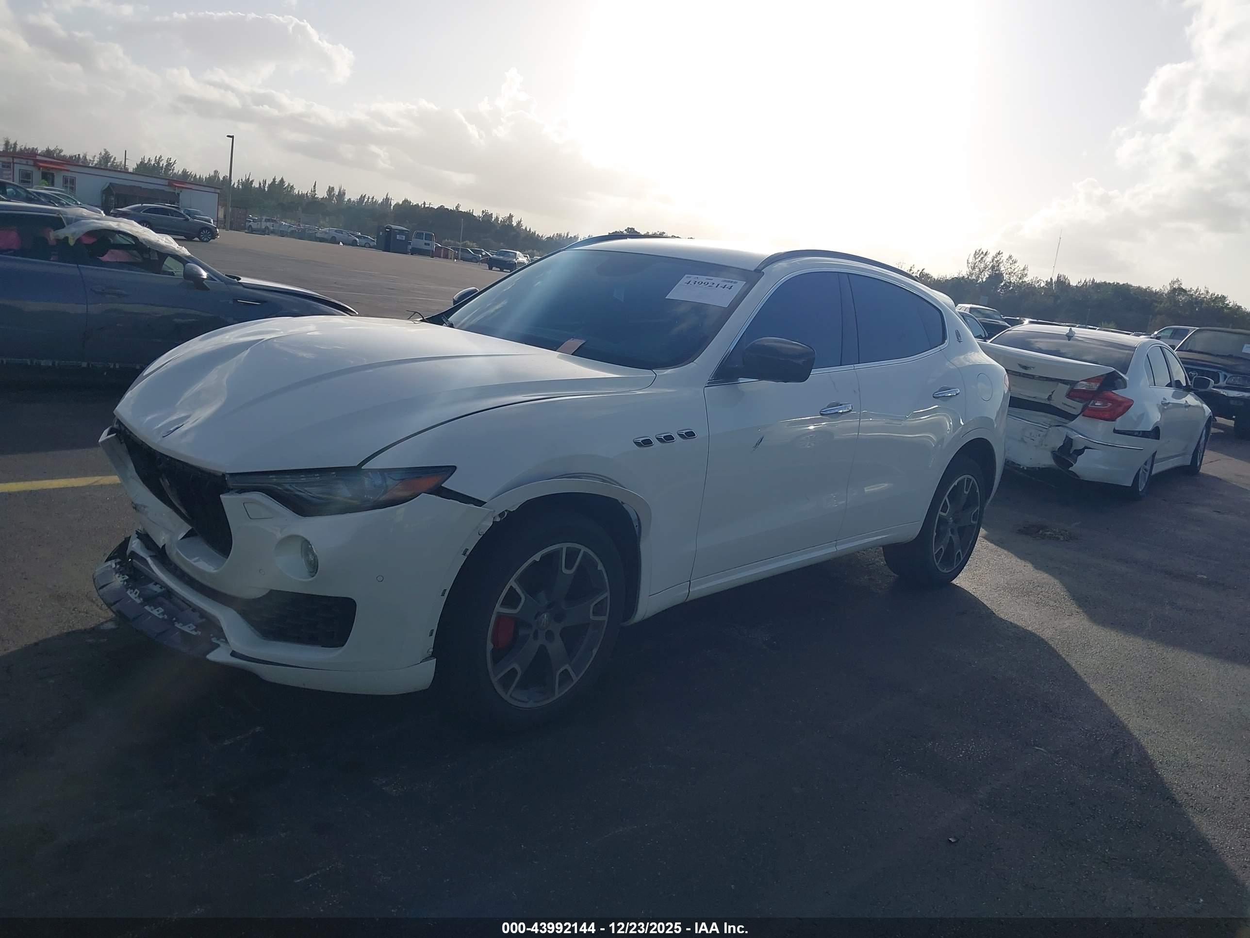 MASERATI LEVANTE image 2