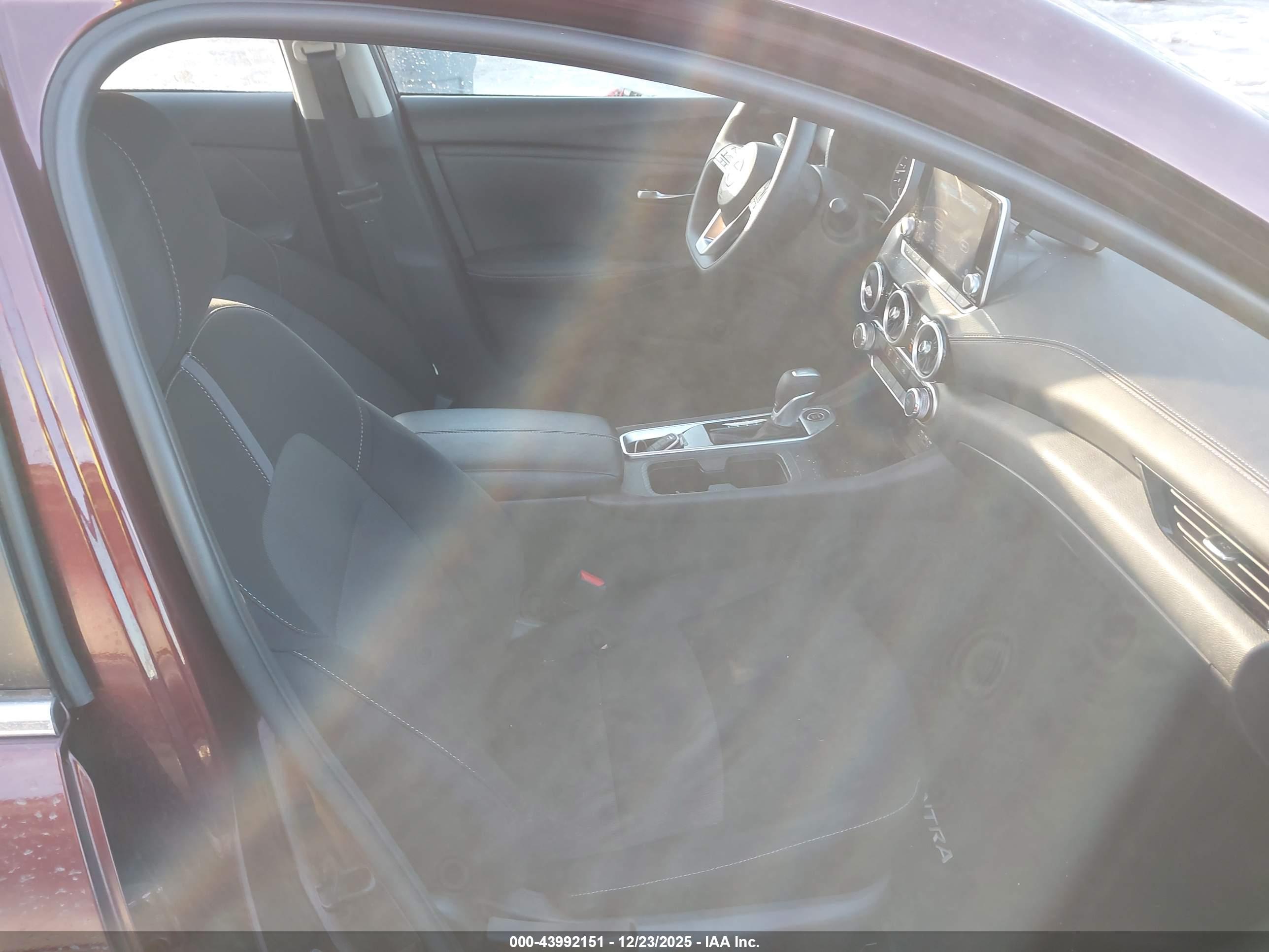NISSAN SENTRA image 5