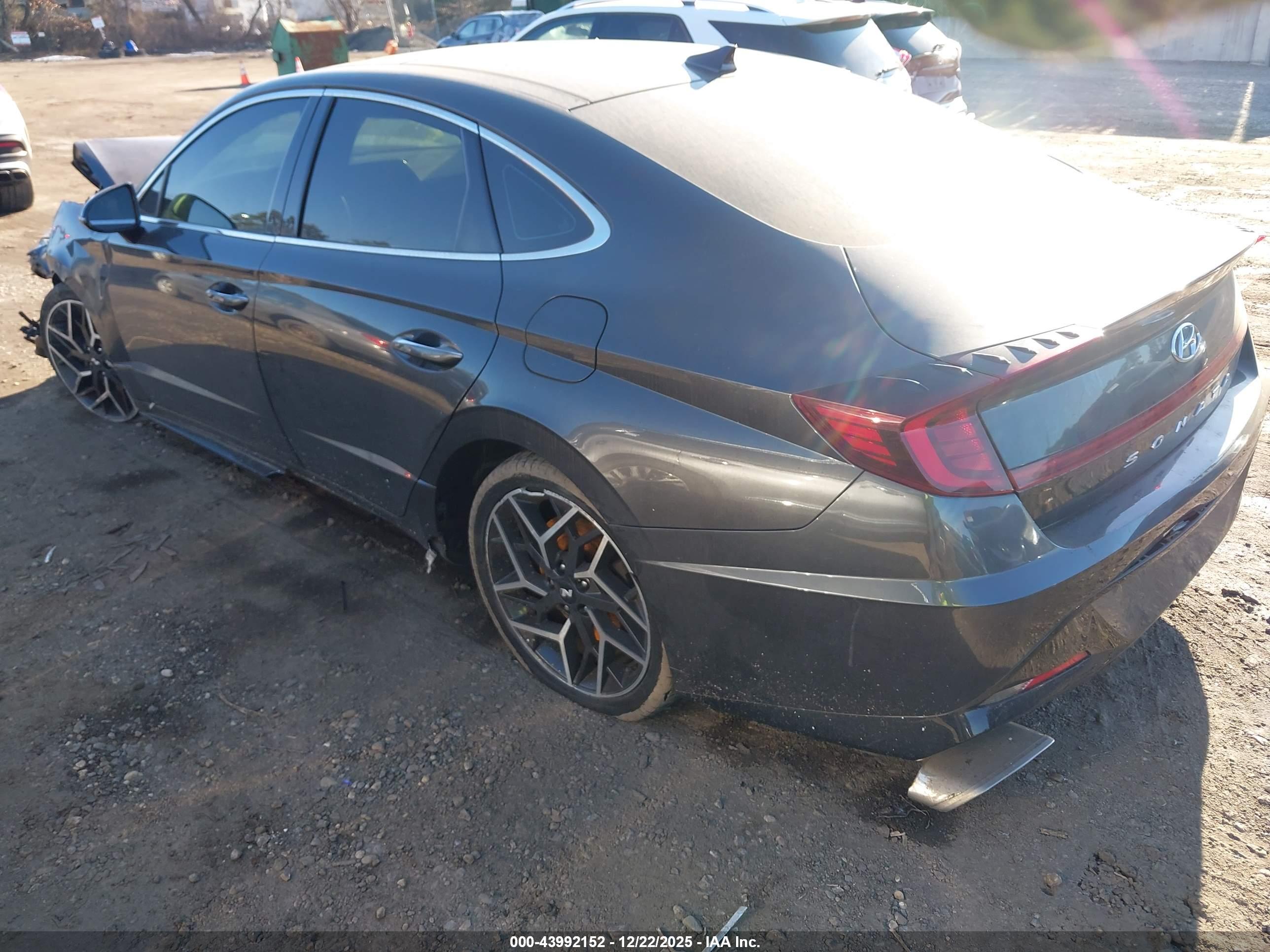 HYUNDAI SONATA image 3