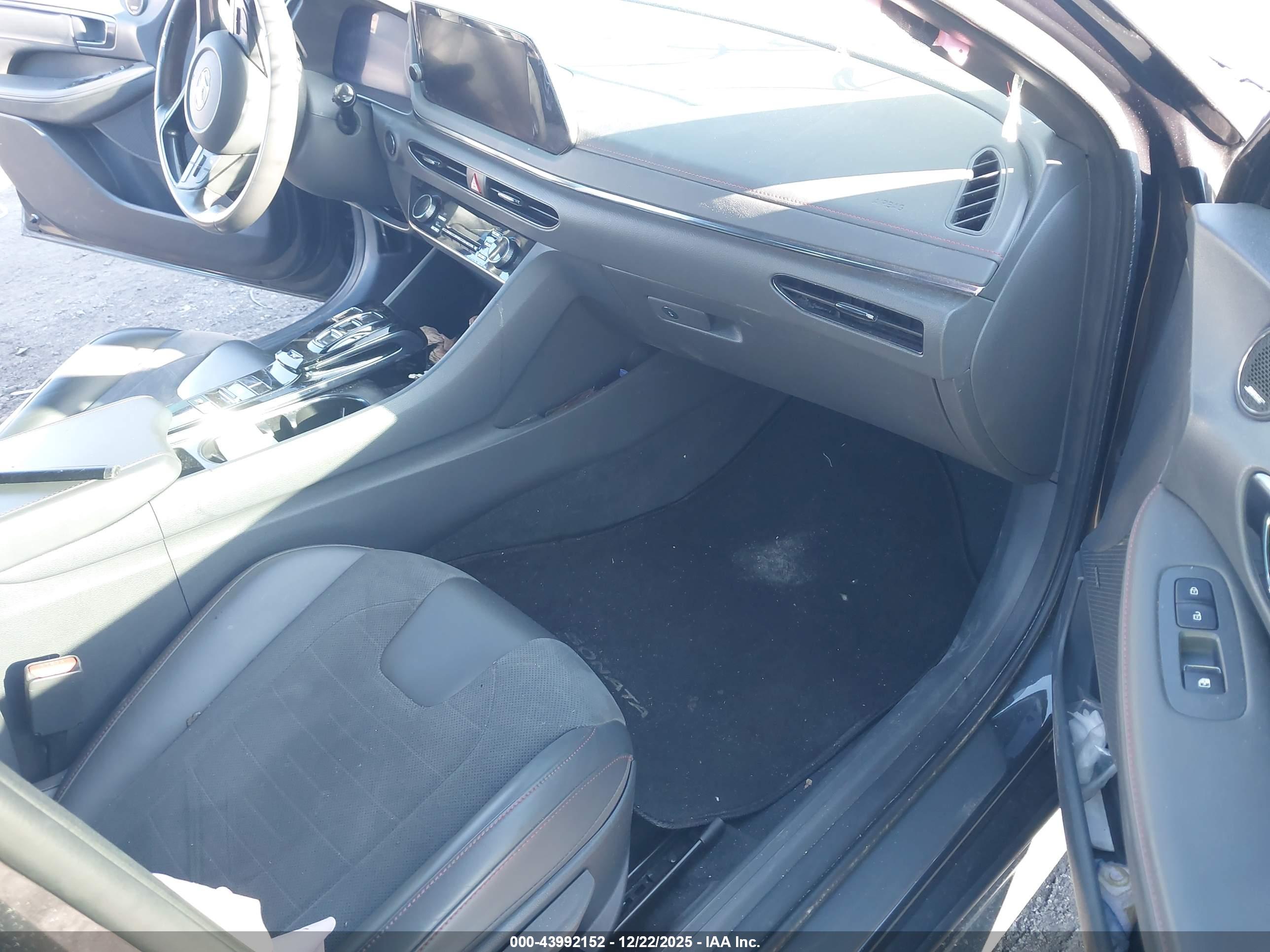 HYUNDAI SONATA image 5