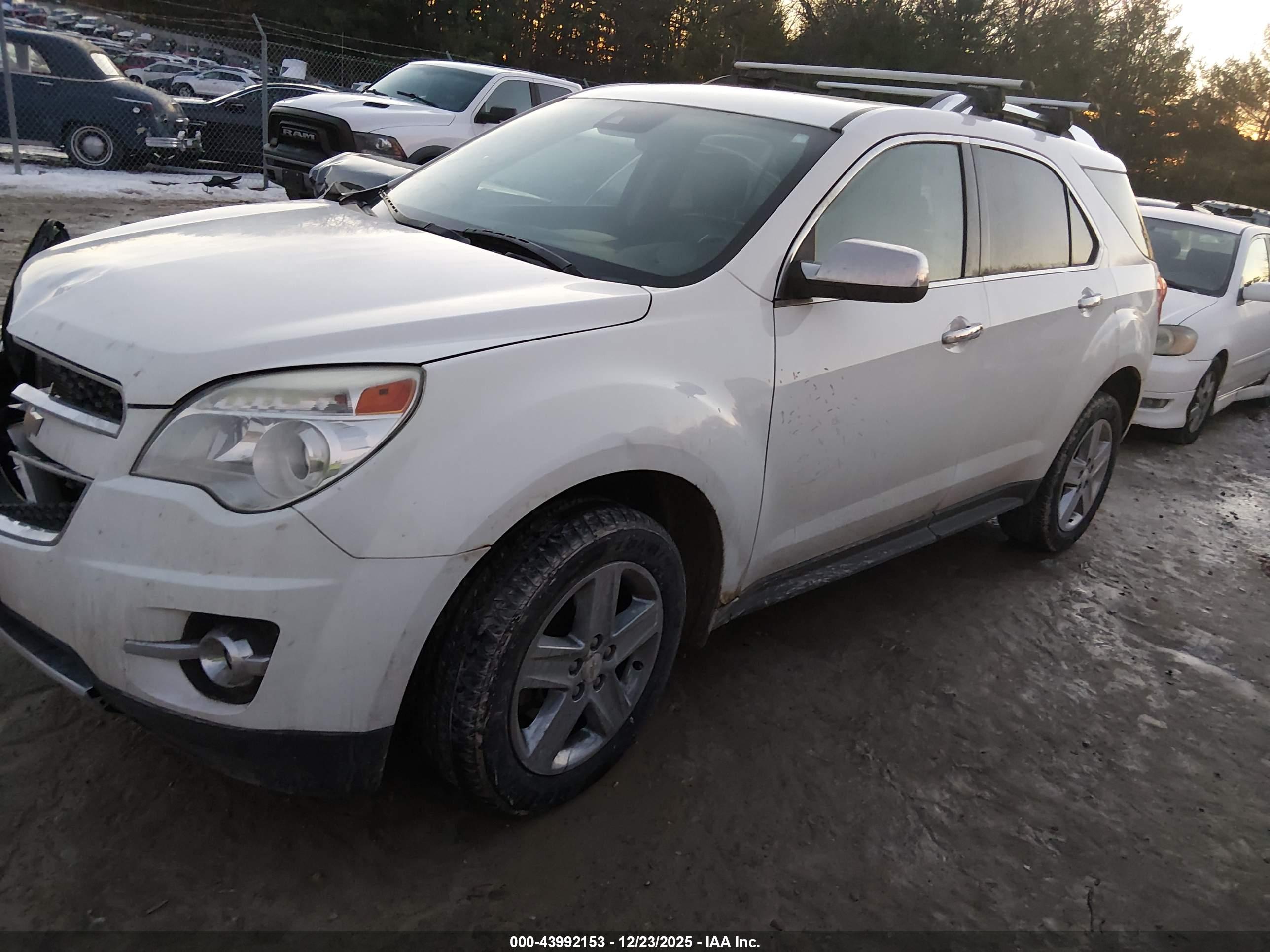 CHEVROLET EQUINOX image 2