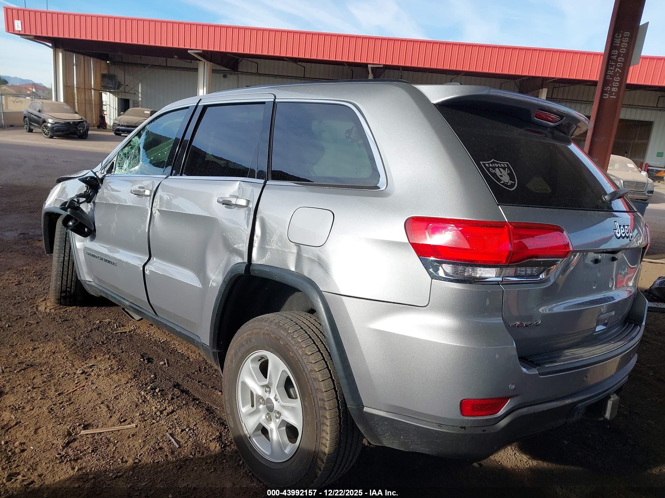 JEEP GRAND image 3