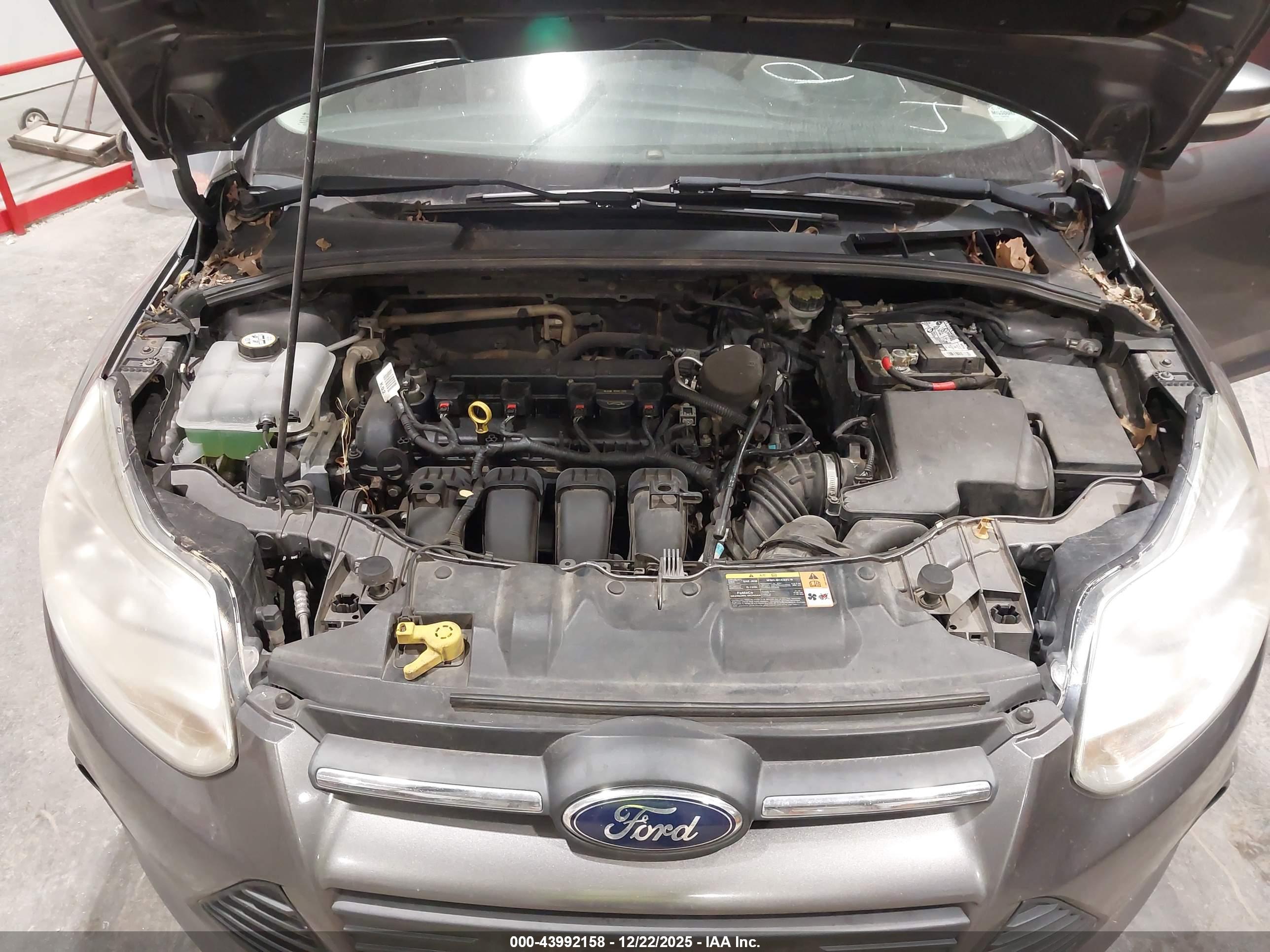 FORD FOCUS image 10