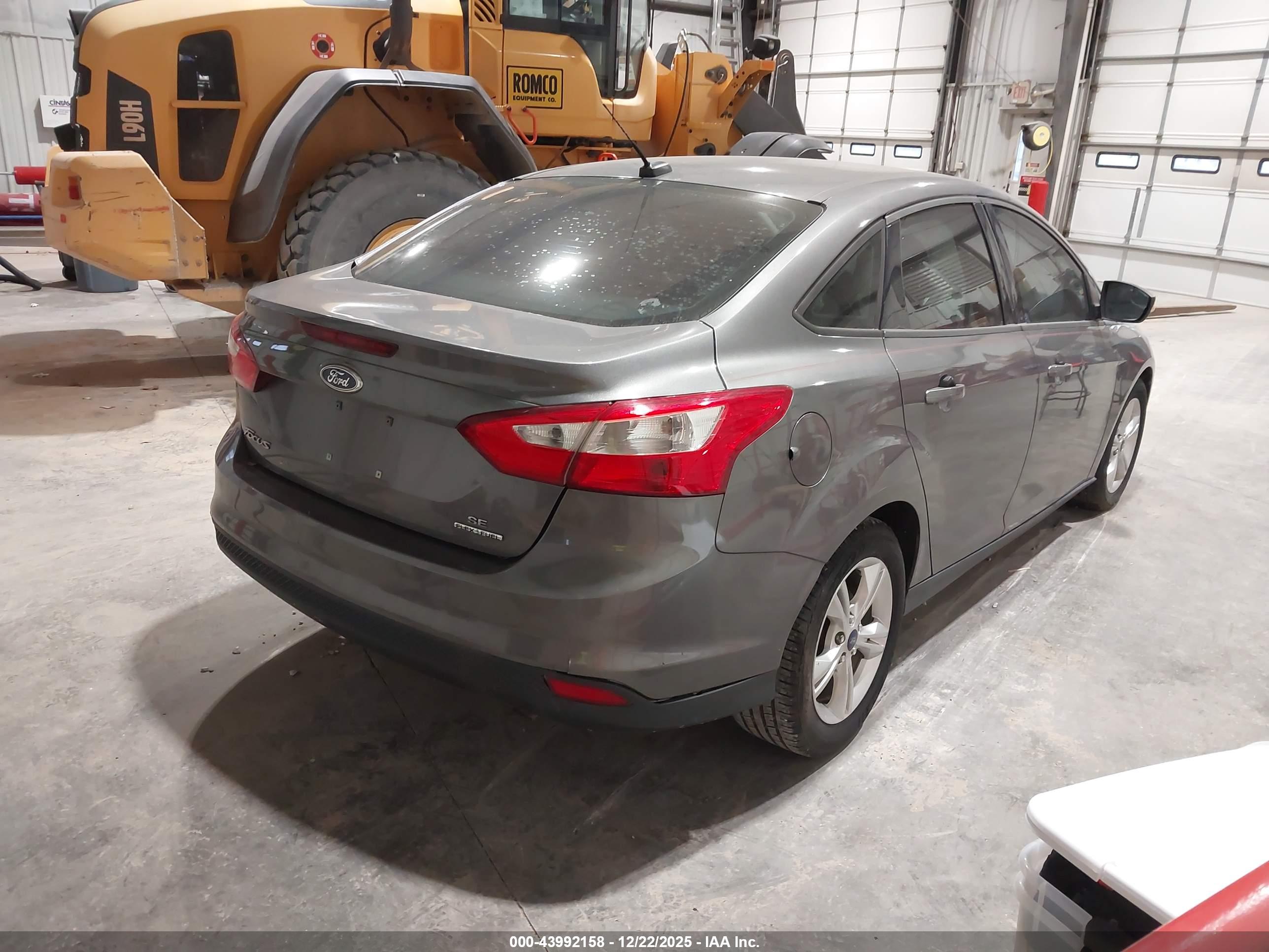 FORD FOCUS image 4