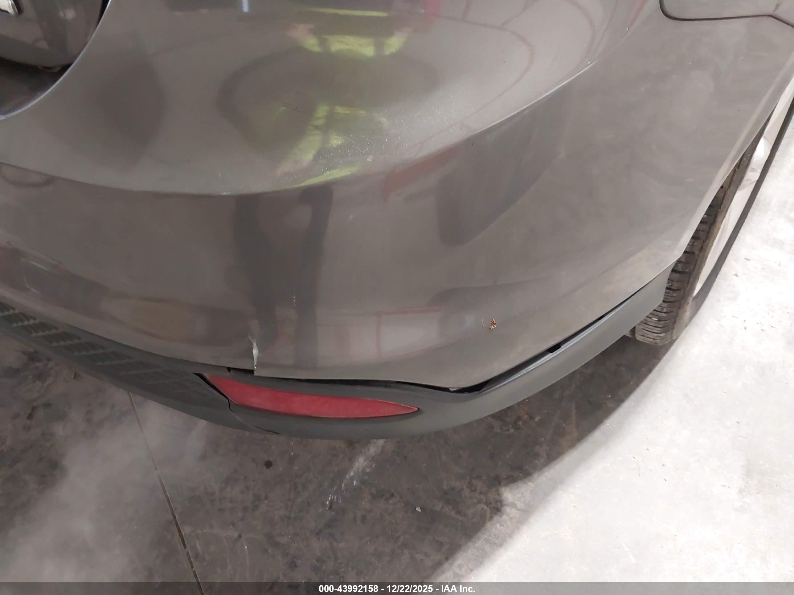 FORD FOCUS image 6