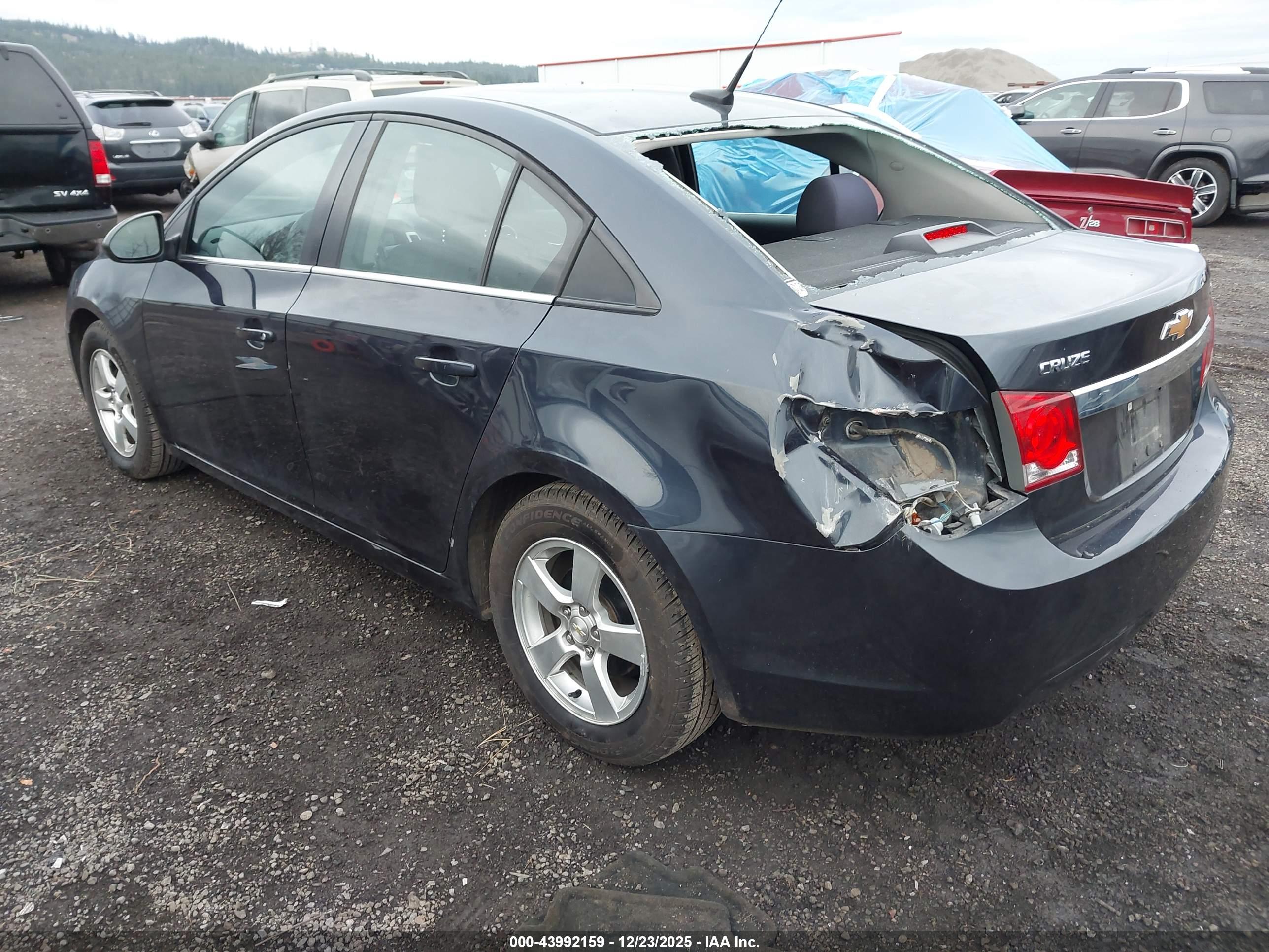 CHEVROLET CRUZE image 3