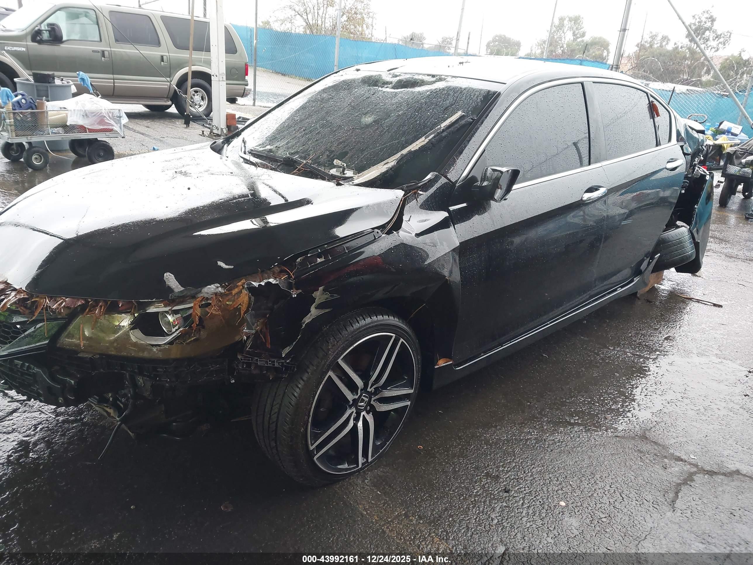 HONDA ACCORD image 2