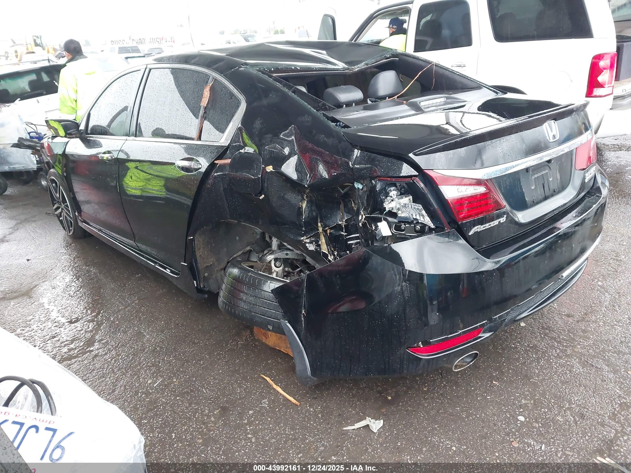 HONDA ACCORD image 3