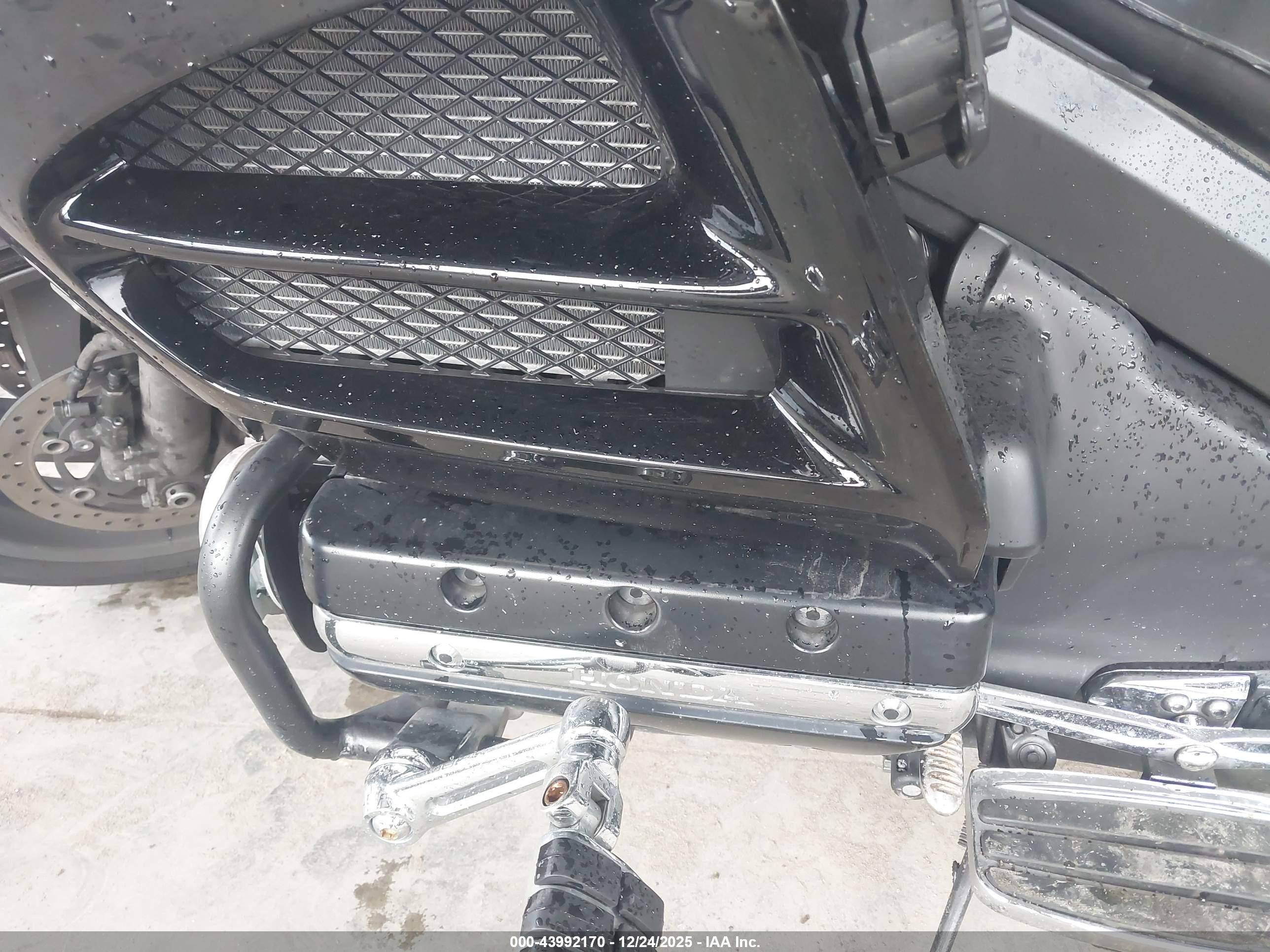 HONDA GL1800 image 9