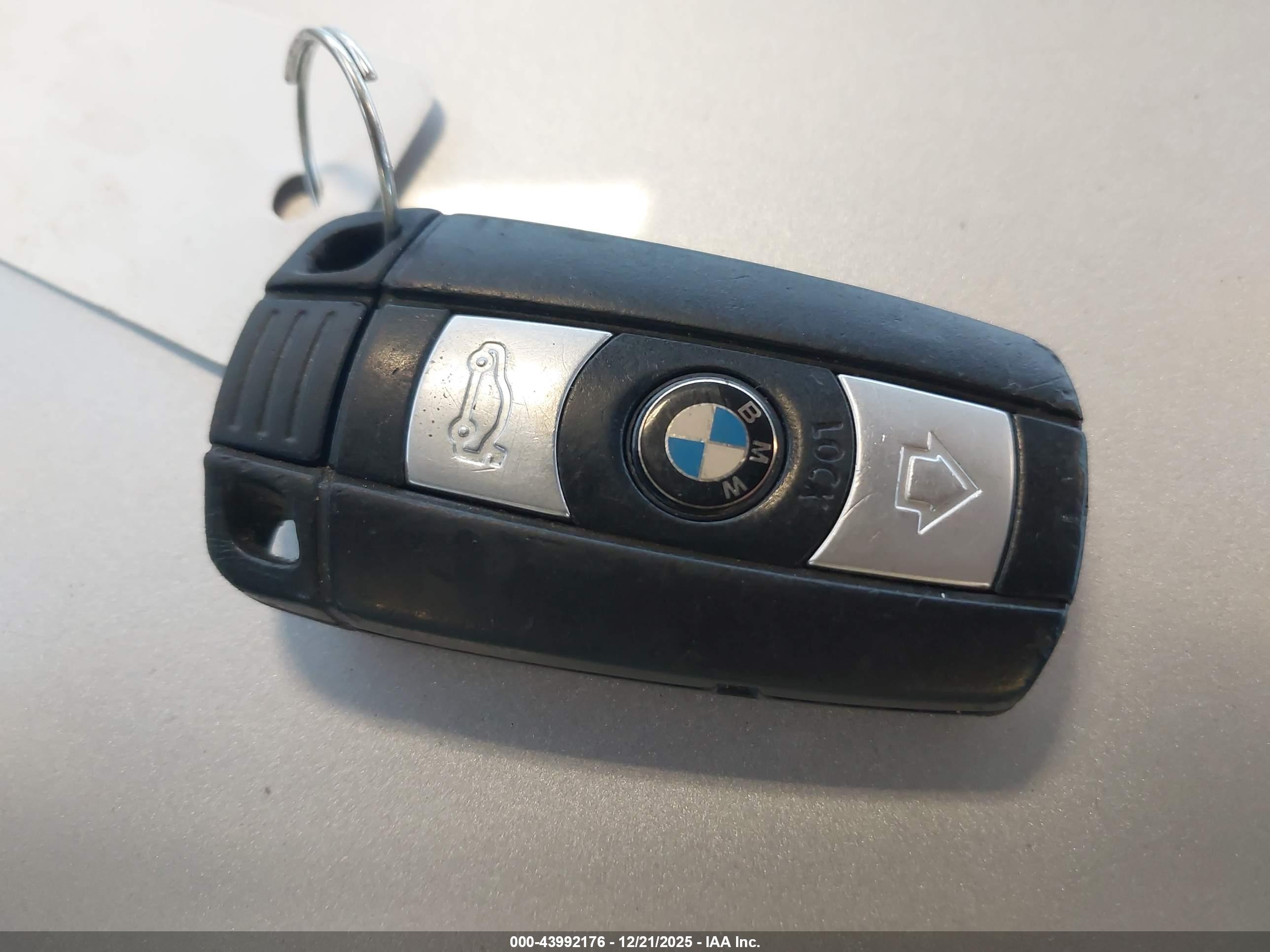 BMW 328I image 11