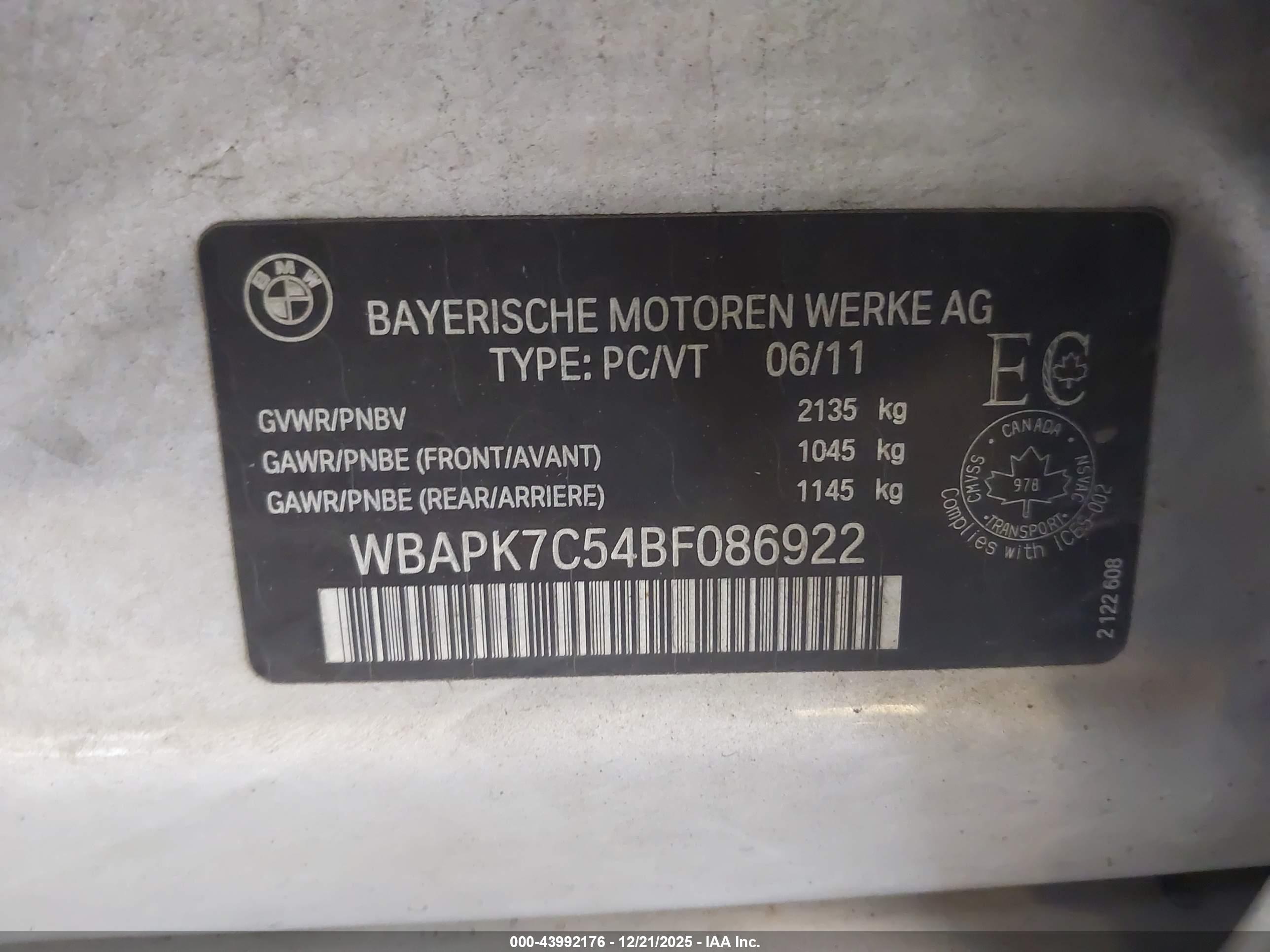 BMW 328I image 9