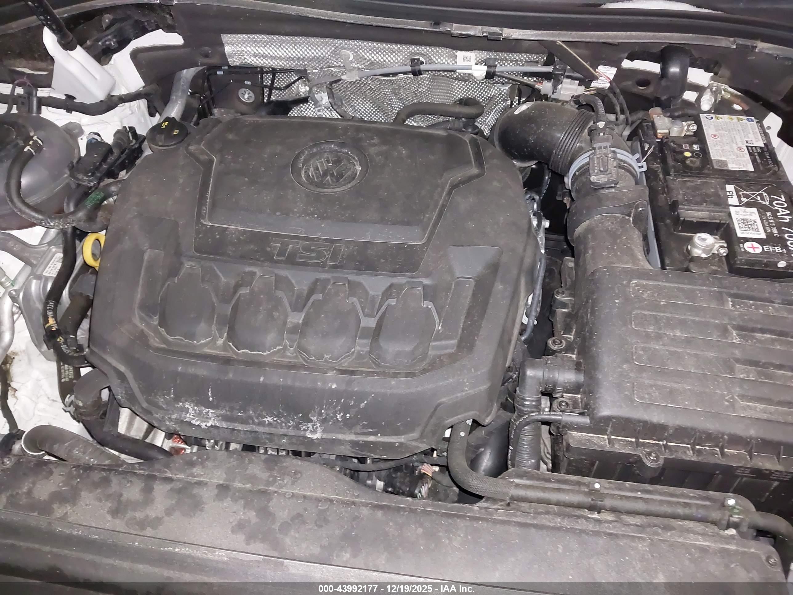 VOLKSWAGEN TIGUAN image 10