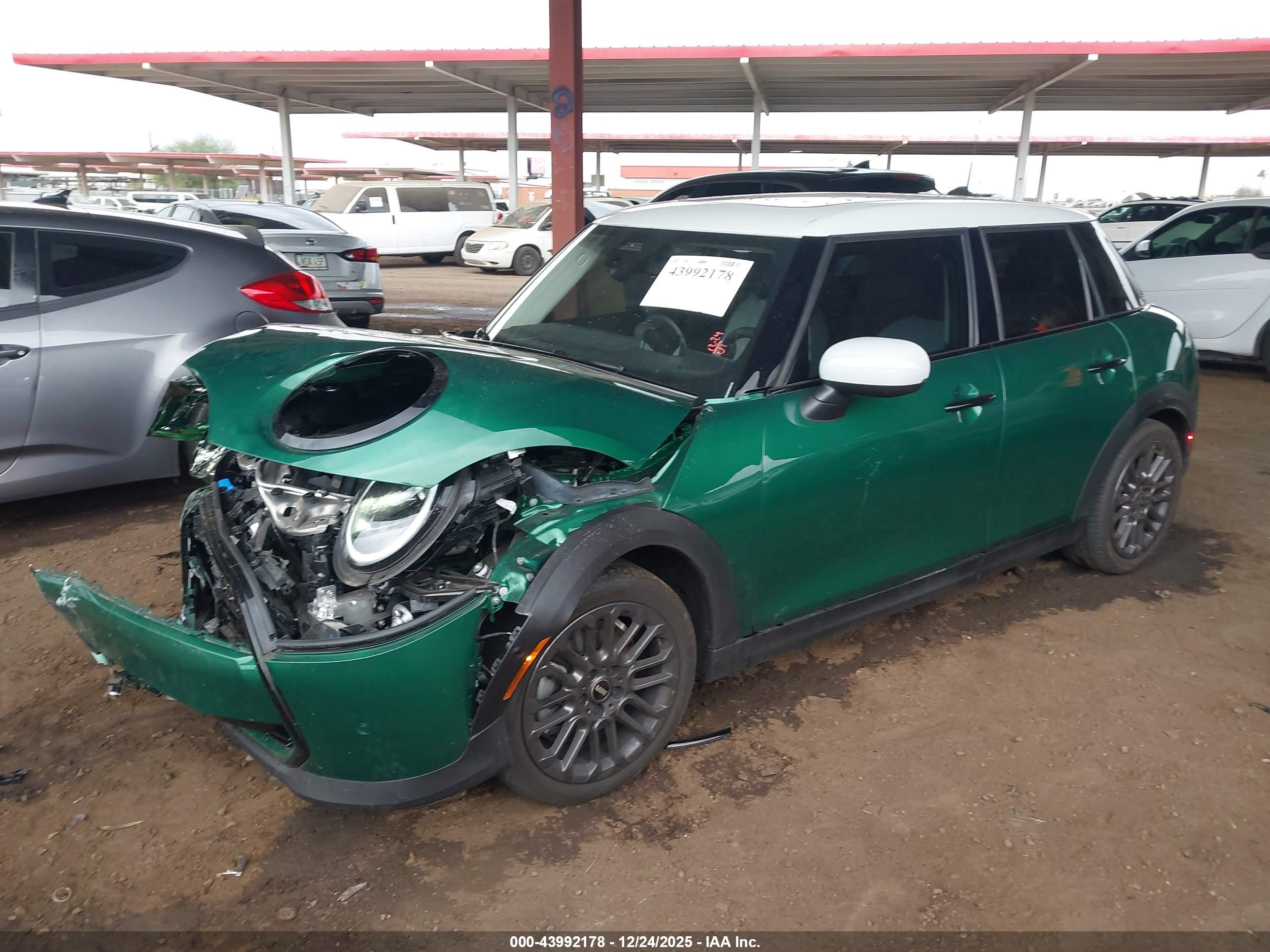 MINI HARDTOP image 2