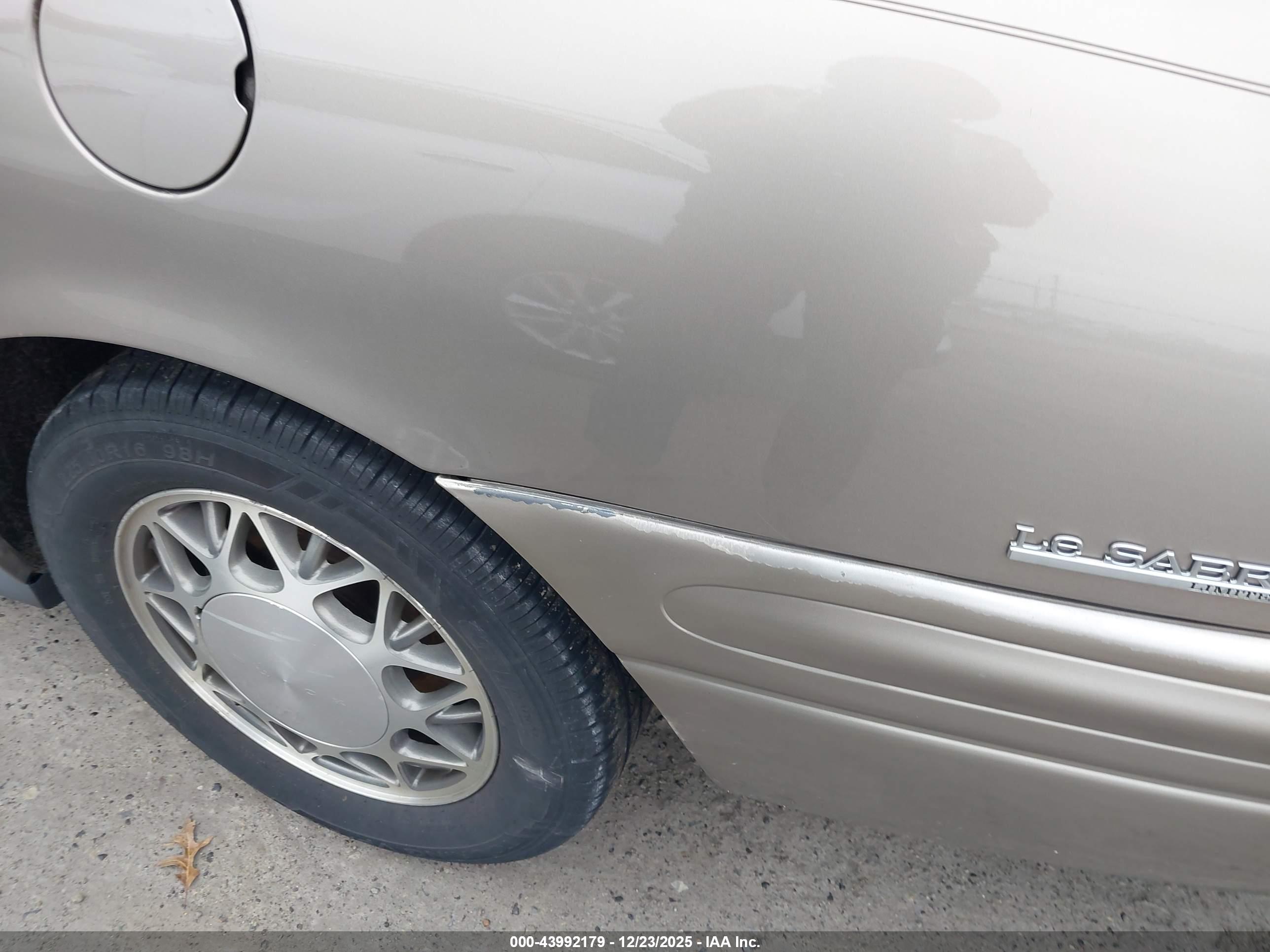 BUICK LESABRE image 6