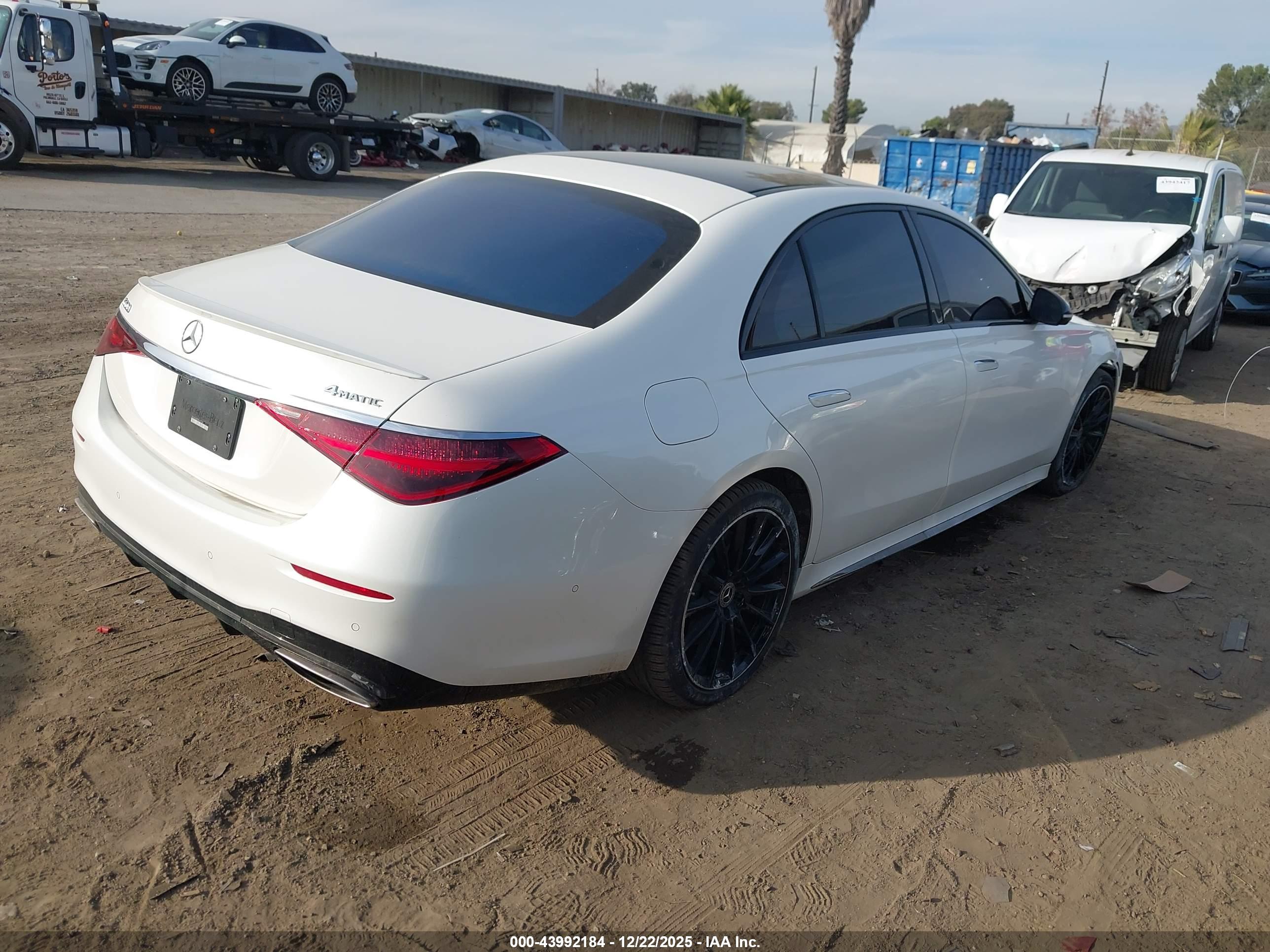 MERCEDES-BENZ S image 4