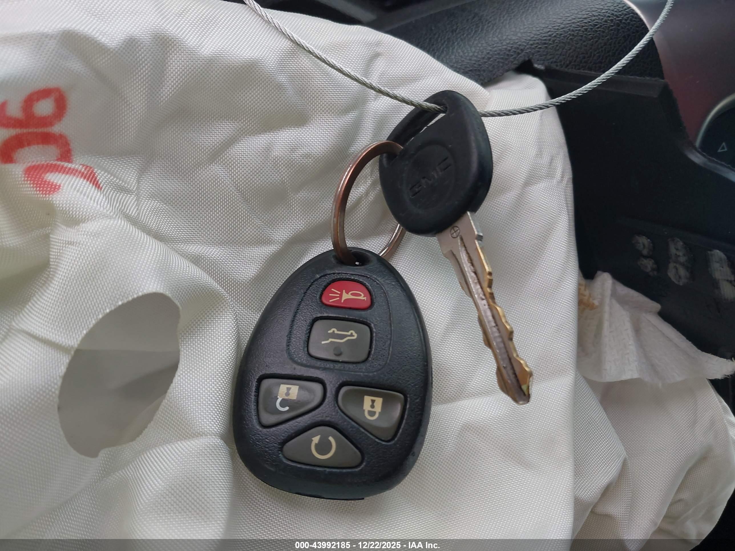GMC ACADIA image 11
