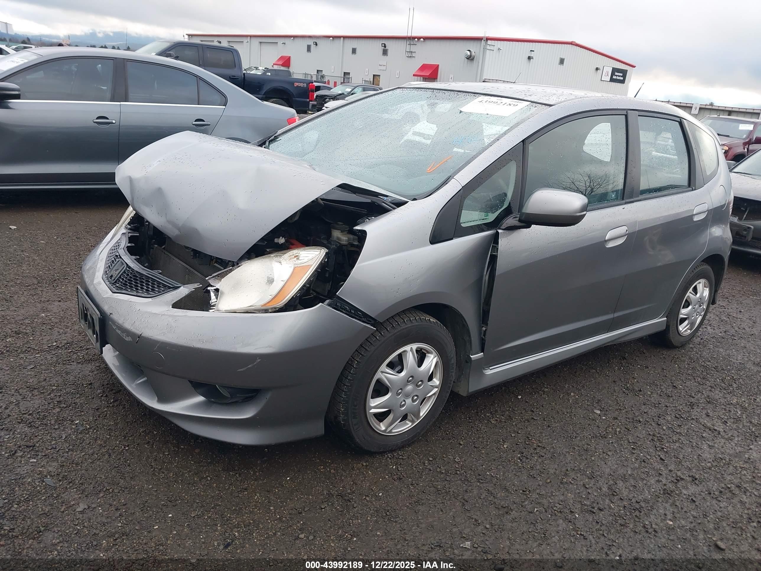 HONDA FIT image 2