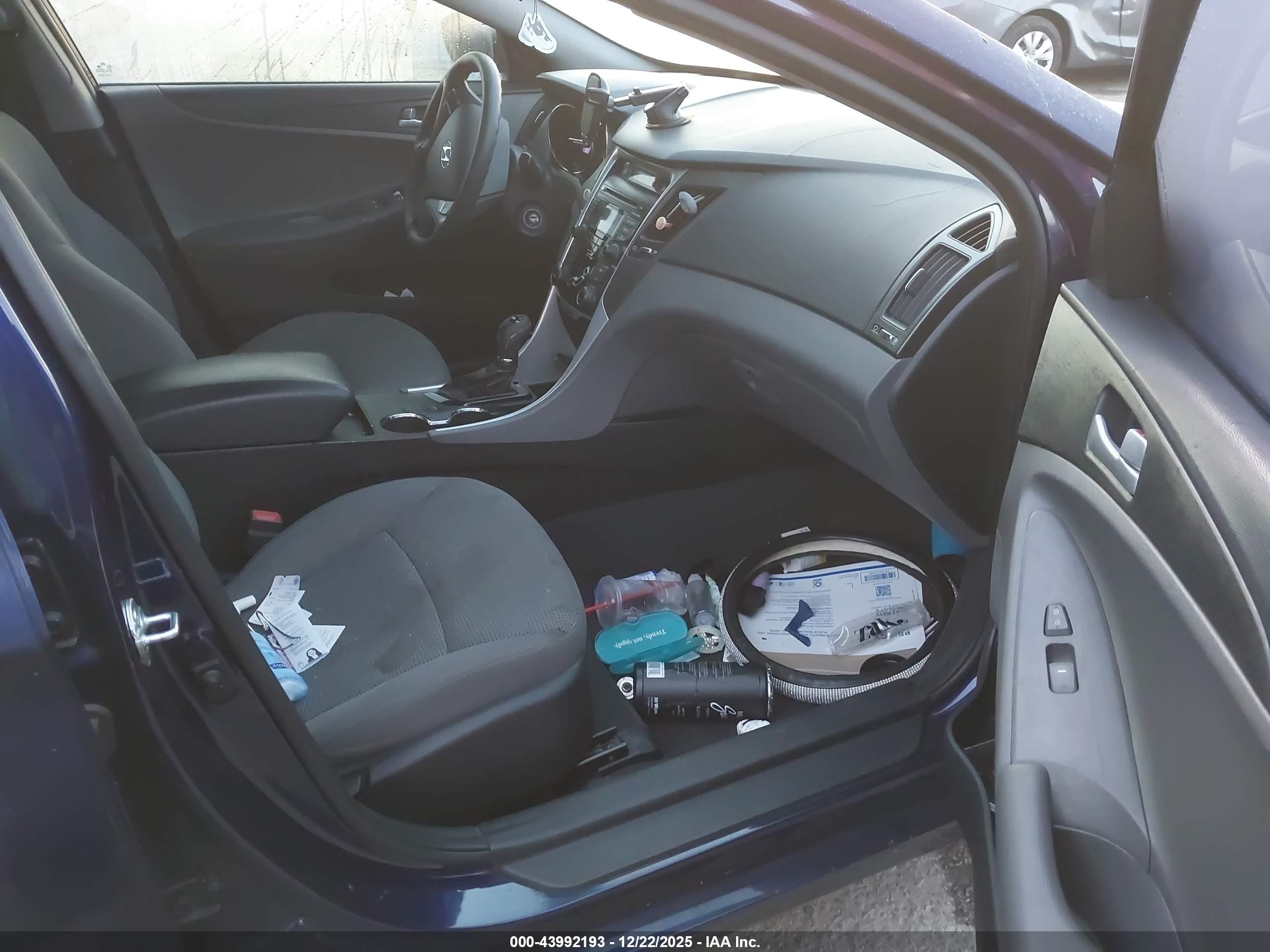 HYUNDAI SONATA image 5