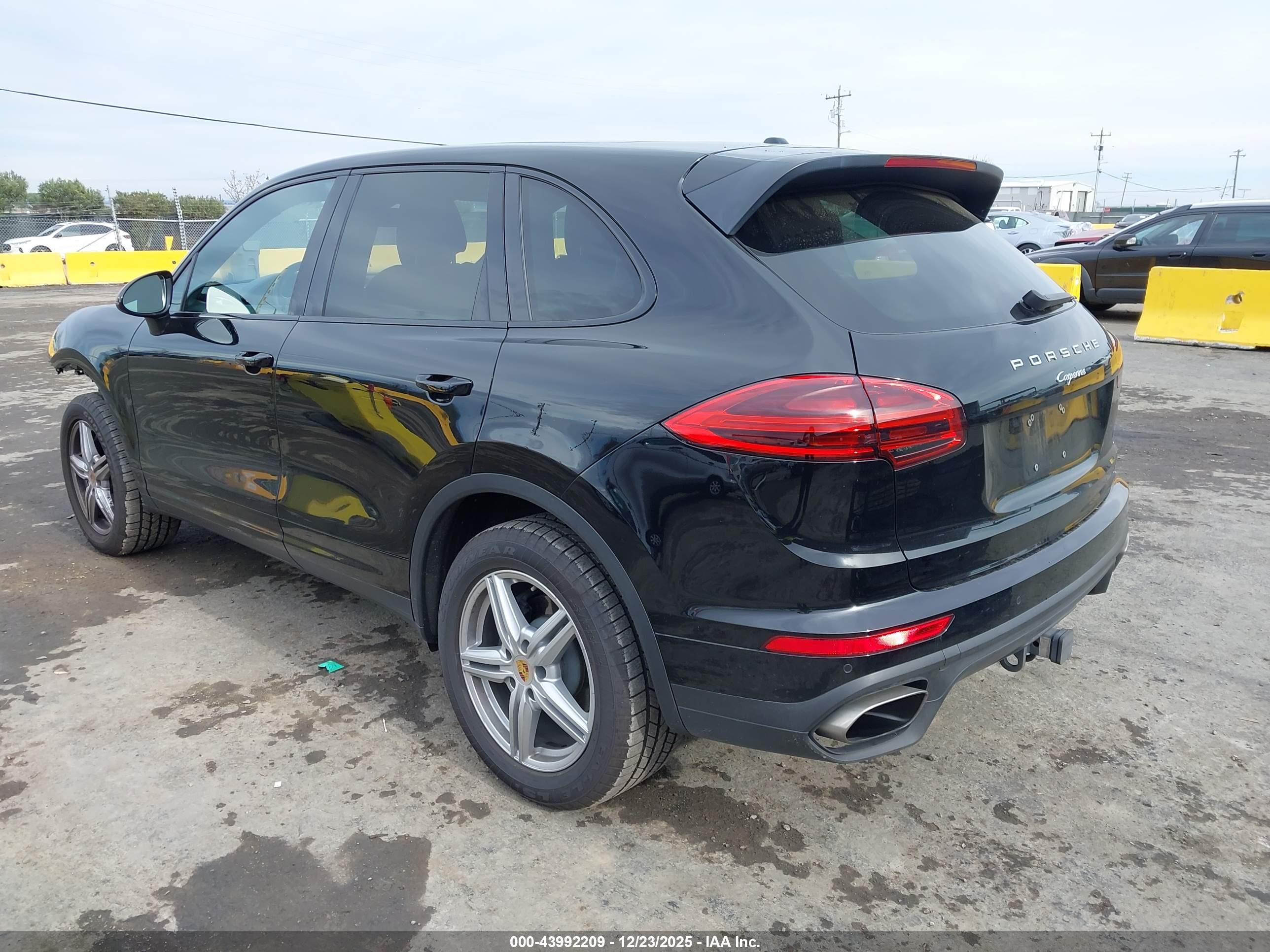 PORSCHE CAYENNE image 3